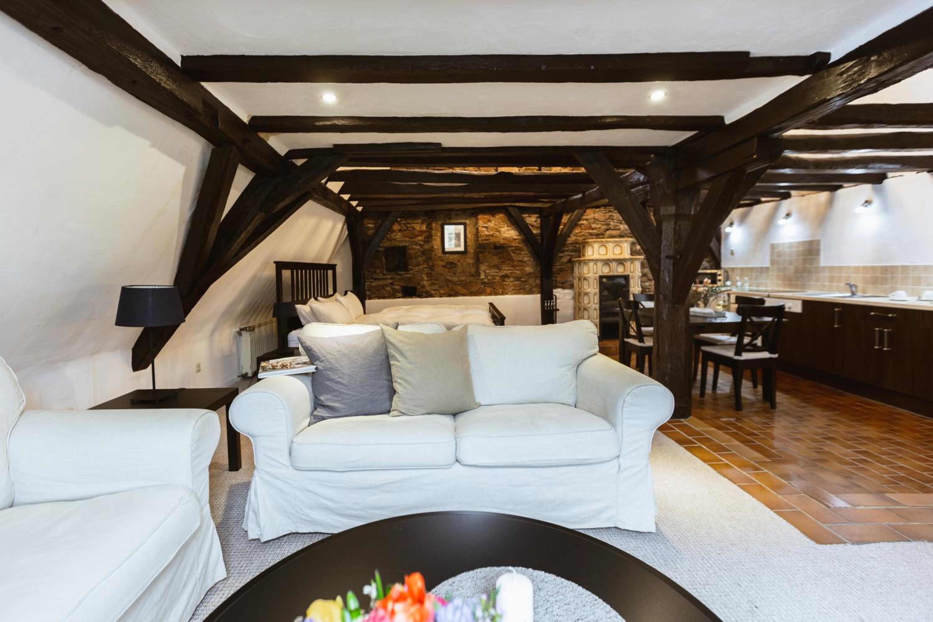 Seminarhaus Heim Retreat, Fachwerkhaus von 1451, Yoga, Naturgarten für 10 Personen