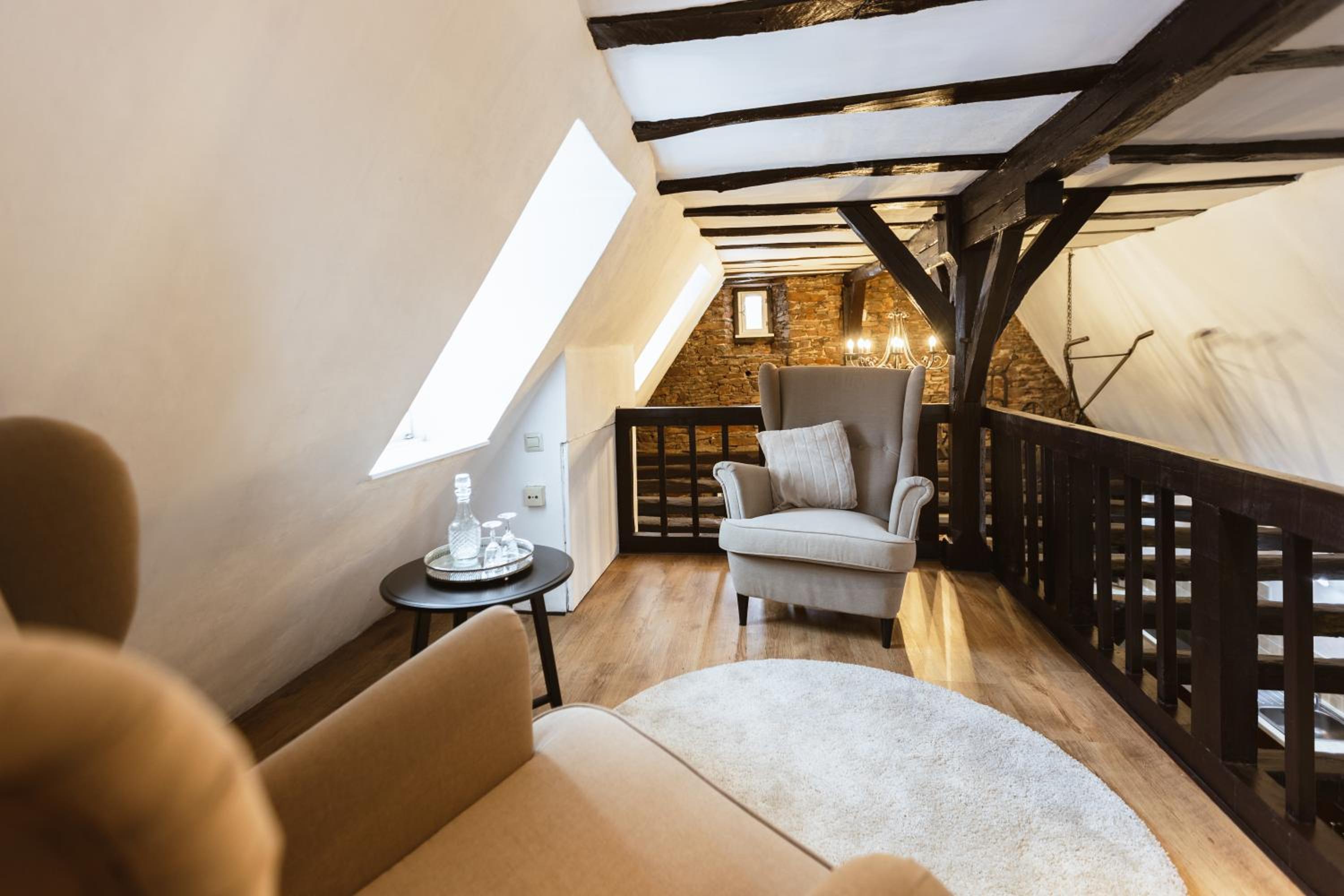 Seminarhaus Heim Retreat, Fachwerkhaus von 1451, Yoga, Naturgarten für 10 Personen