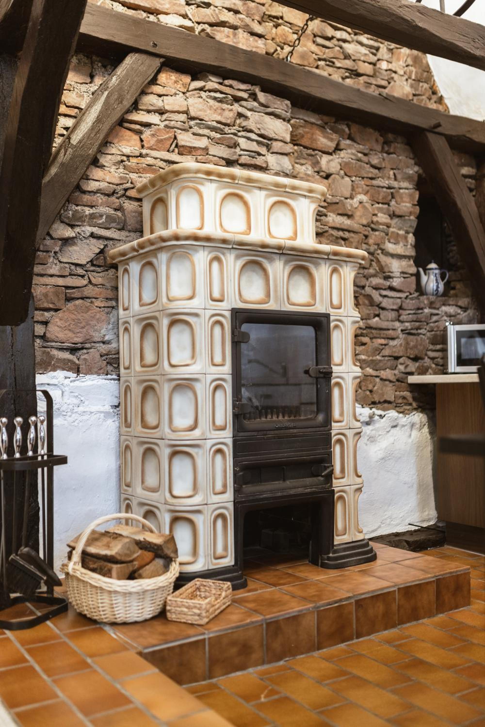 Seminarhaus Heim Retreat, Fachwerkhaus von 1451, Yoga, Naturgarten für 10 Personen