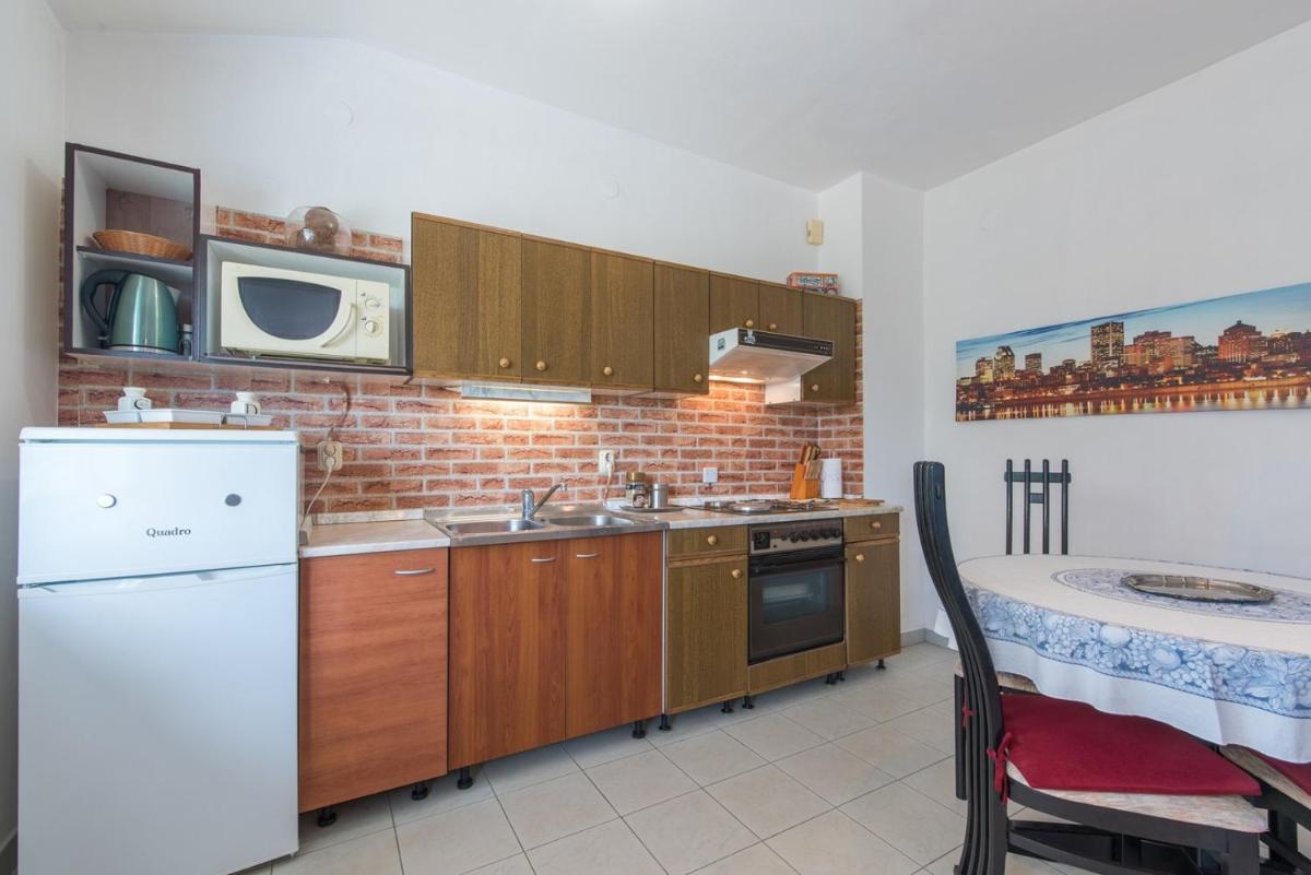 Apartments Kadum 25 - Property Image 14