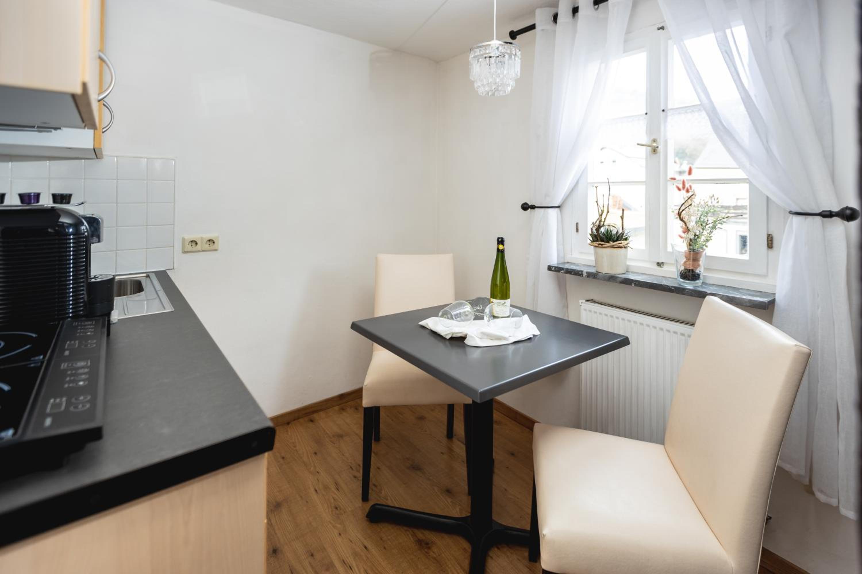 Seminarhaus Heim Retreat, Fachwerkhaus von 1451, Yoga, Naturgarten für 10 Personen