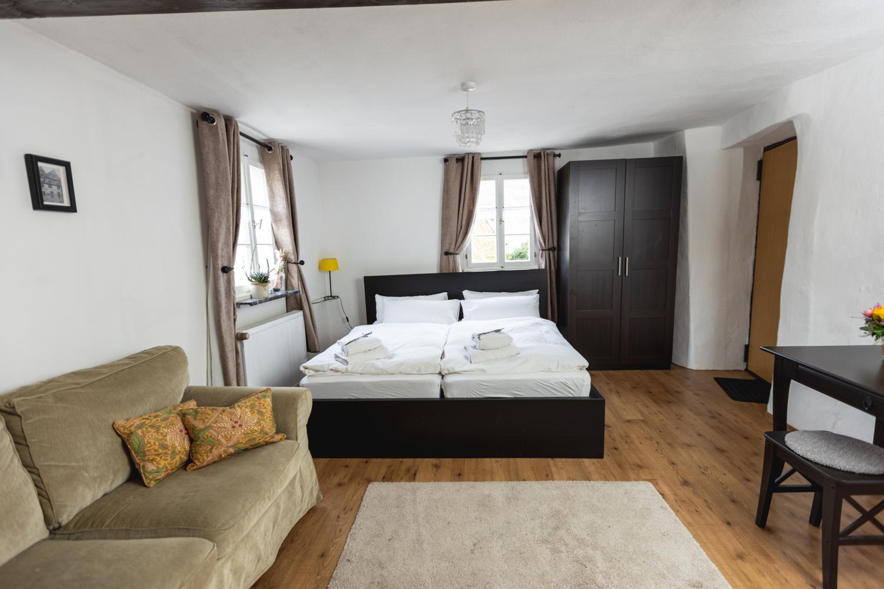 Seminarhaus Heim Retreat, Fachwerkhaus von 1451, Yoga, Naturgarten für 10 Personen