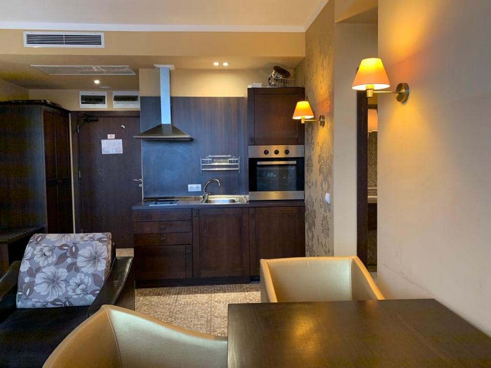 Royal Beach Apartament Hotel