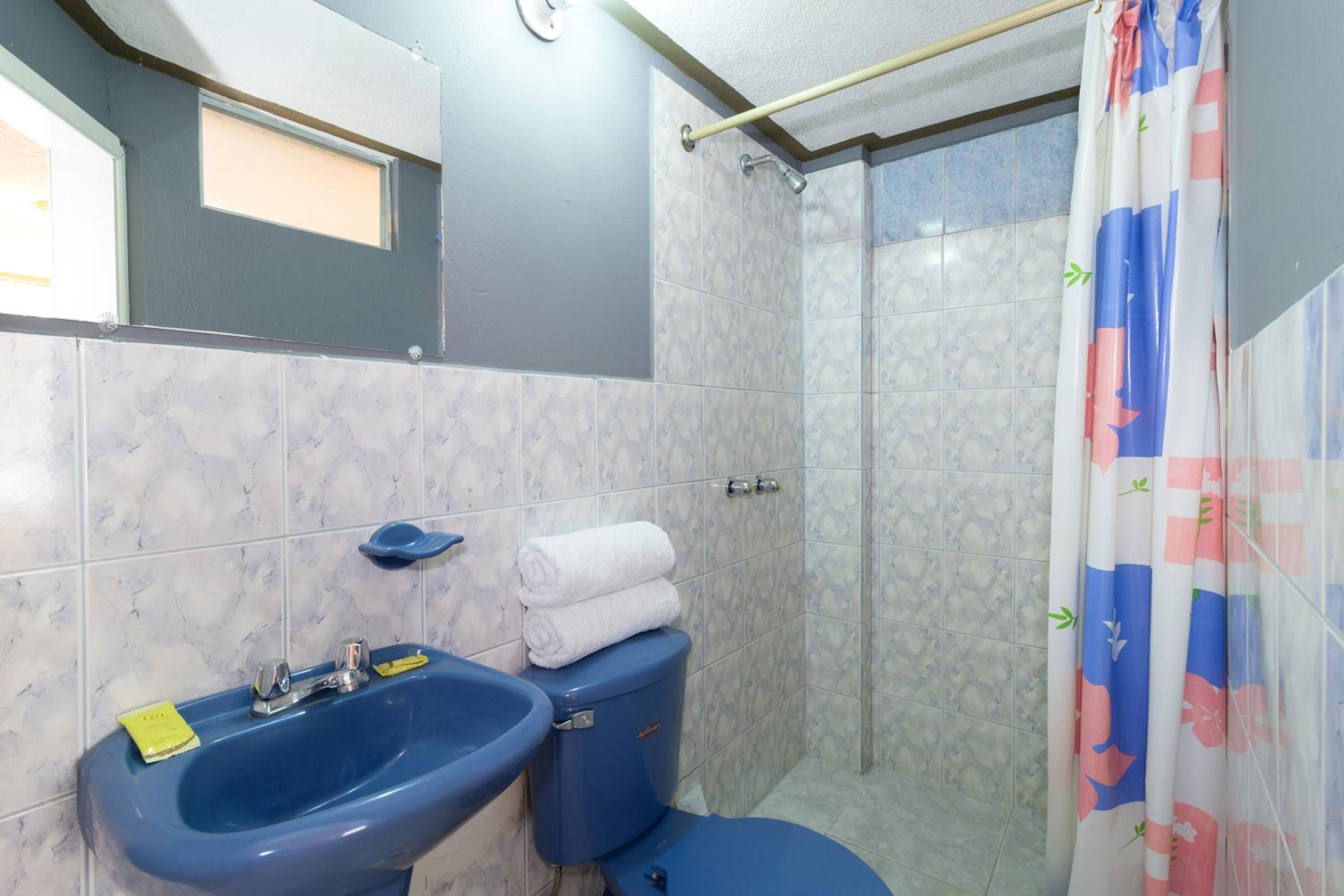 Hostal Rossy view 3