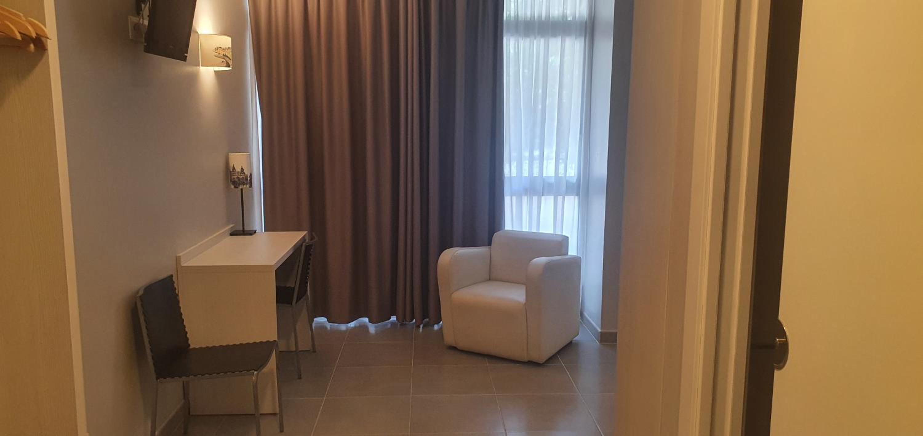 Hostal Aslyp 114