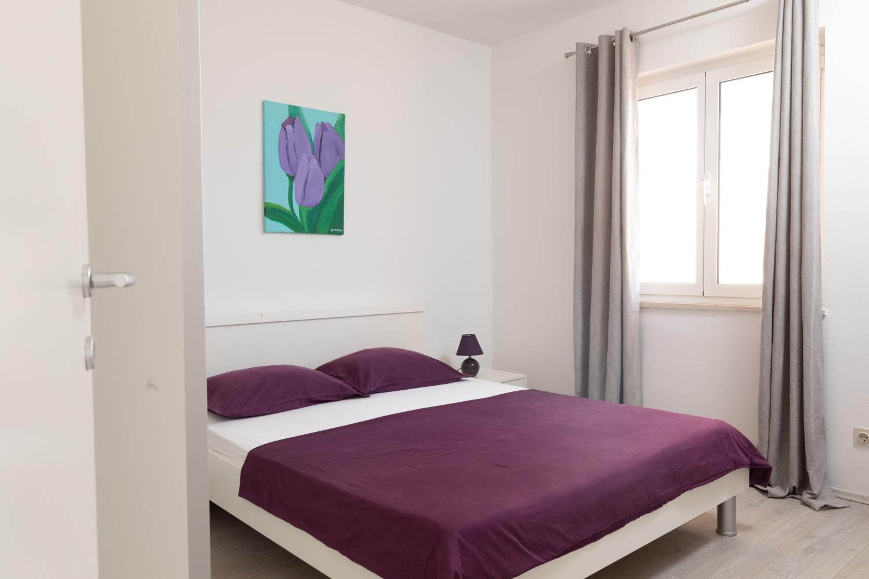 Apartment Mirna