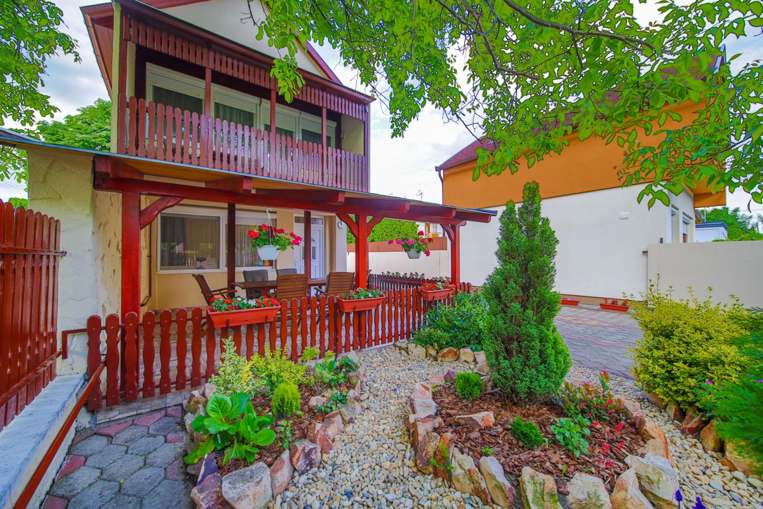 Mária Apartman view 5