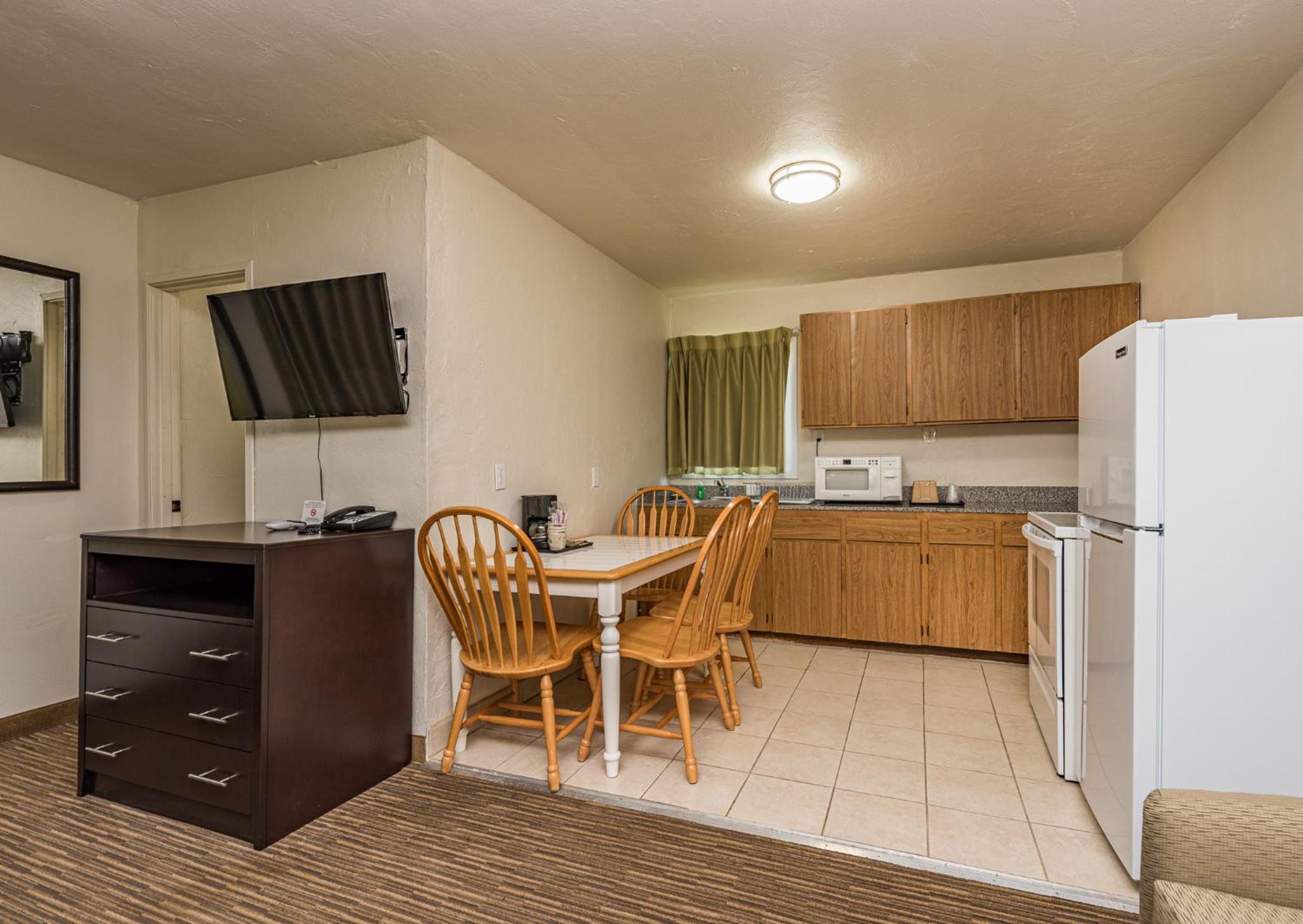 Sundowner Motel Sequim, photo 24