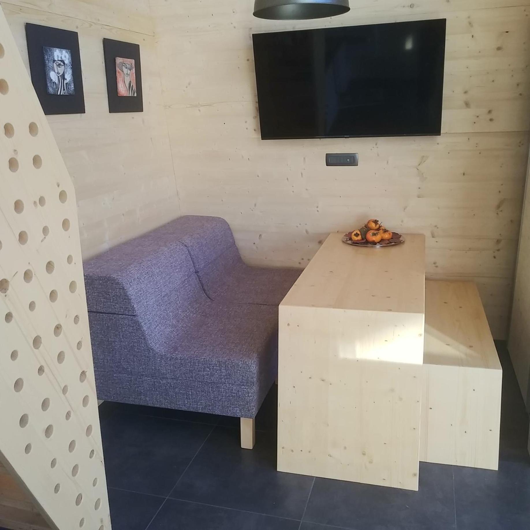MAXI SONCE, Odprte vasi view 2