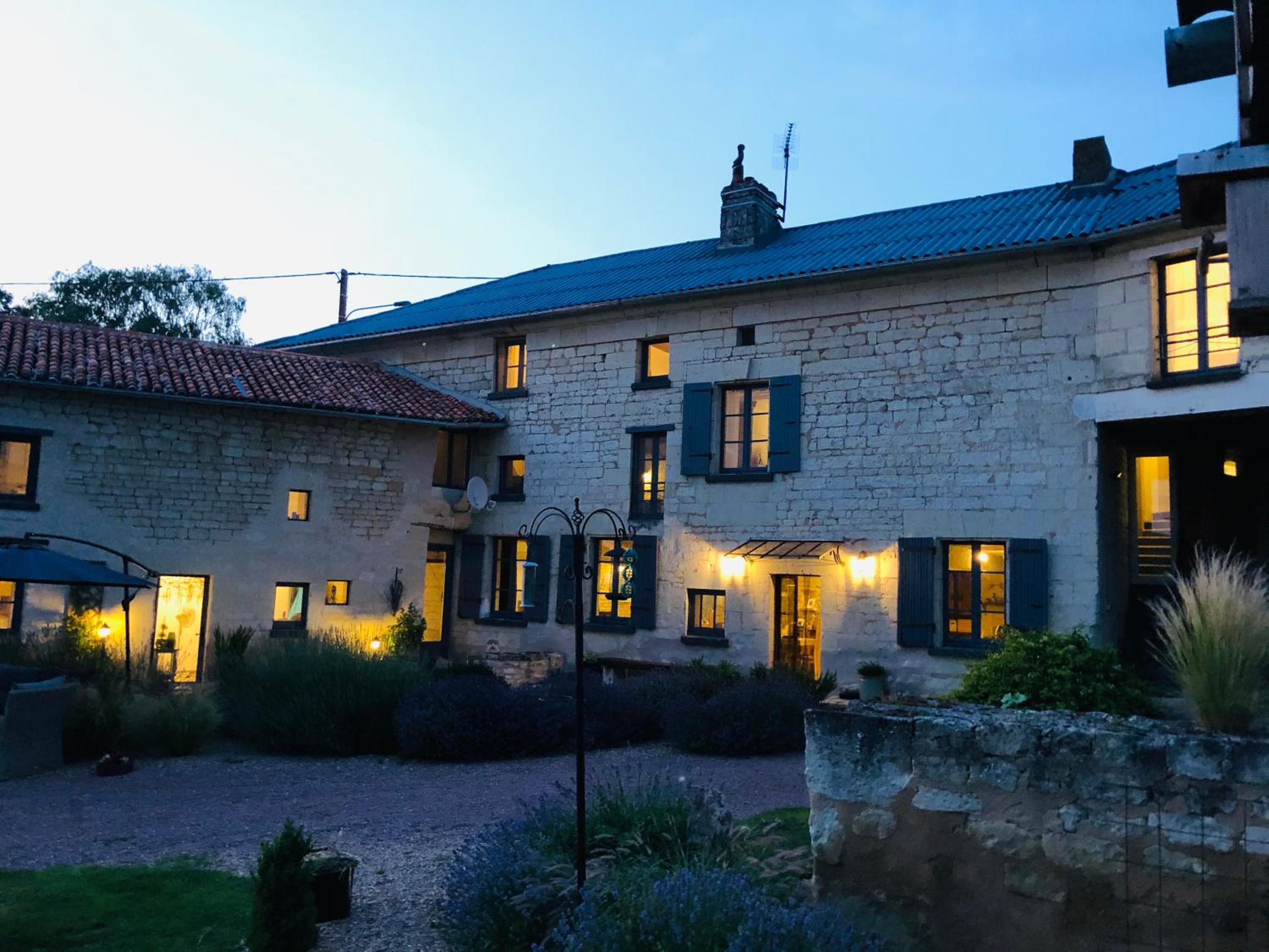 Photo 25