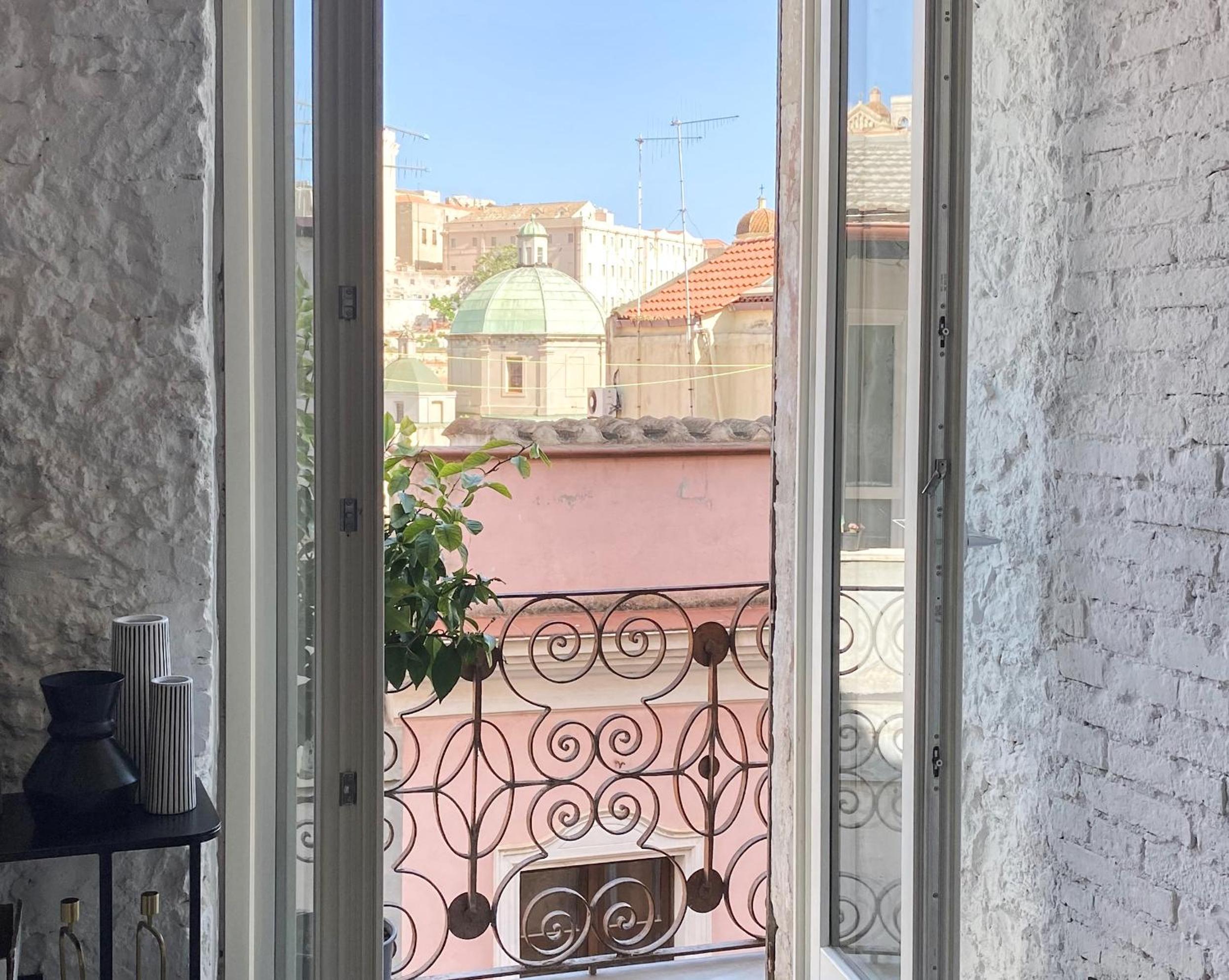 Cagliari Vacations - SU MERI STAMPACE - Luxury apartment city center - Property Image 10