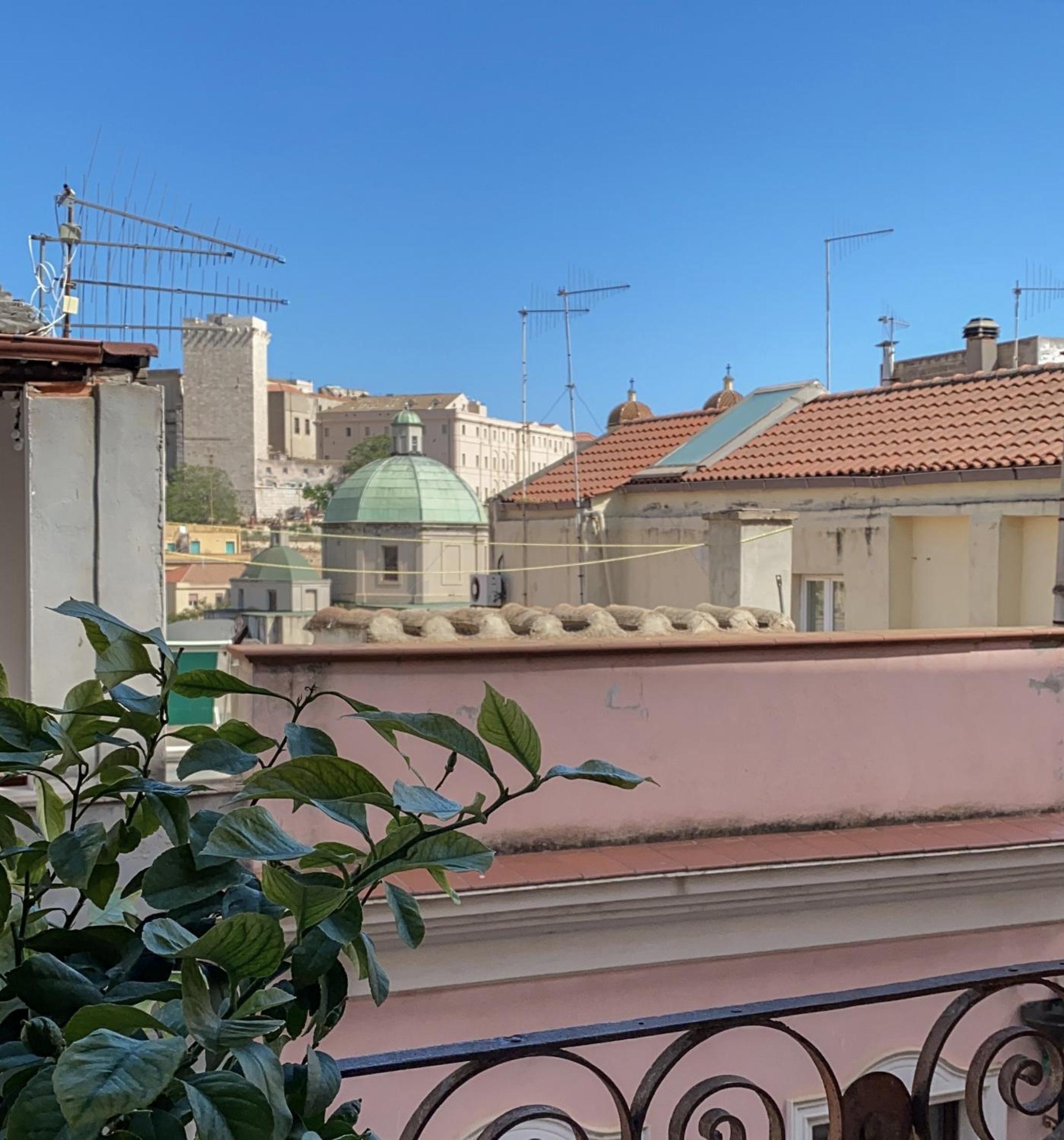 Cagliari Vacations - SU MERI STAMPACE - Luxury apartment city center - Property Image 11