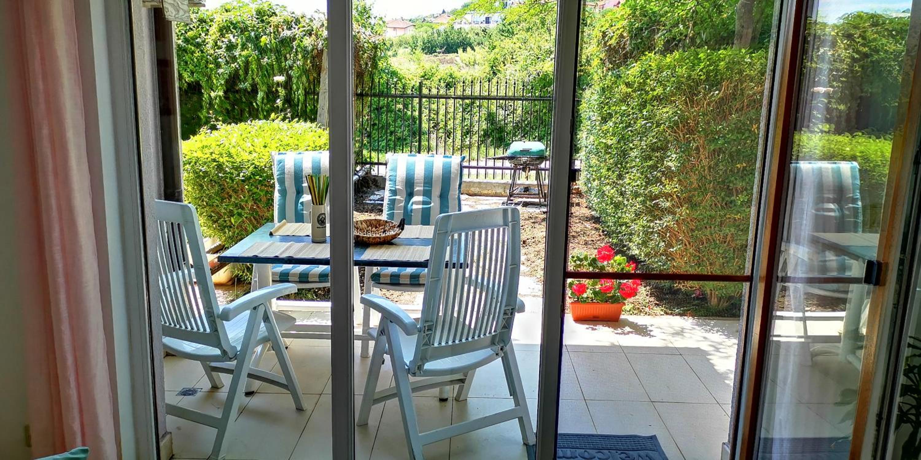 Villa Poesia, Harmony Hills Residence