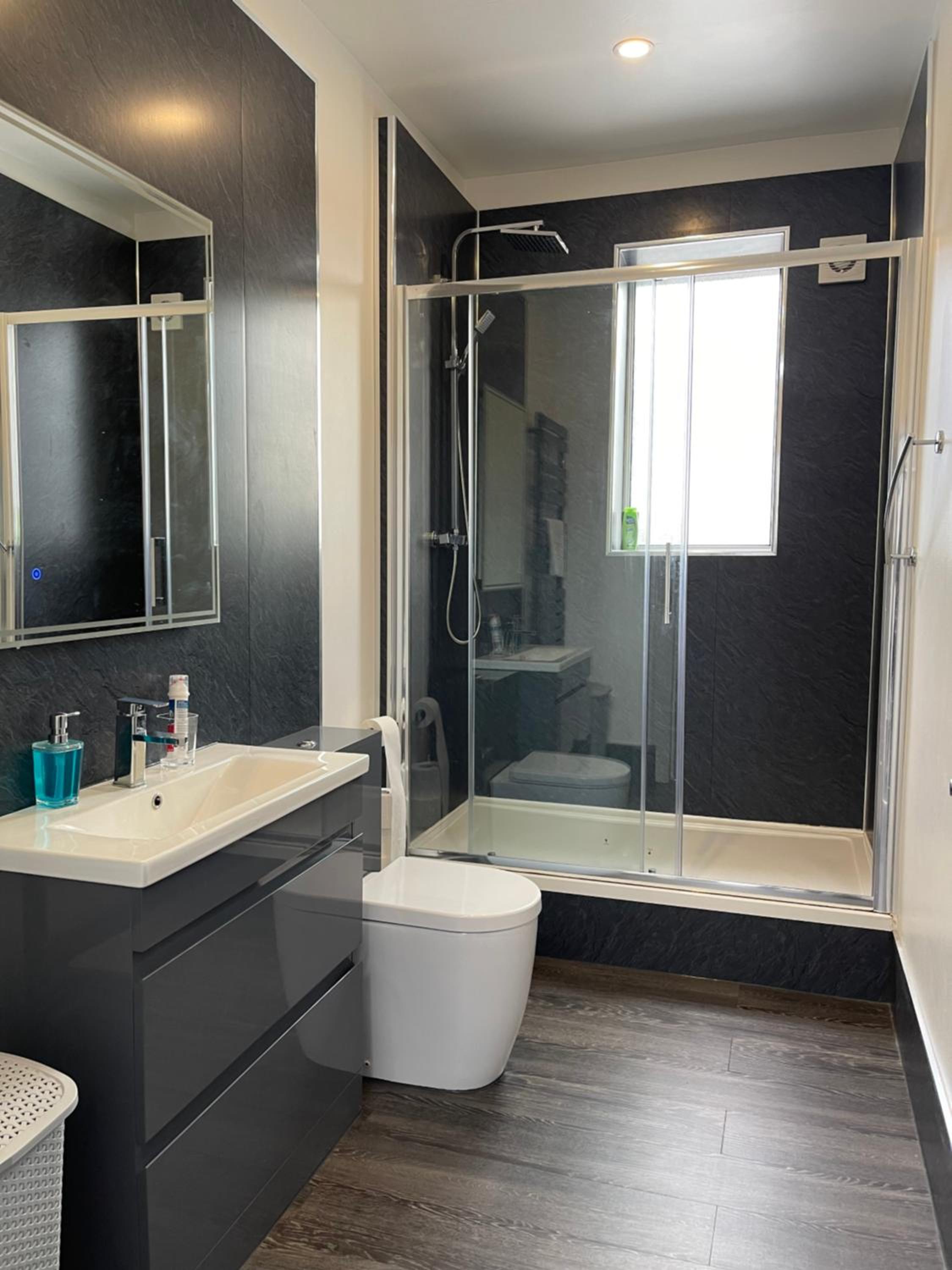 Premier Apartment D view 5