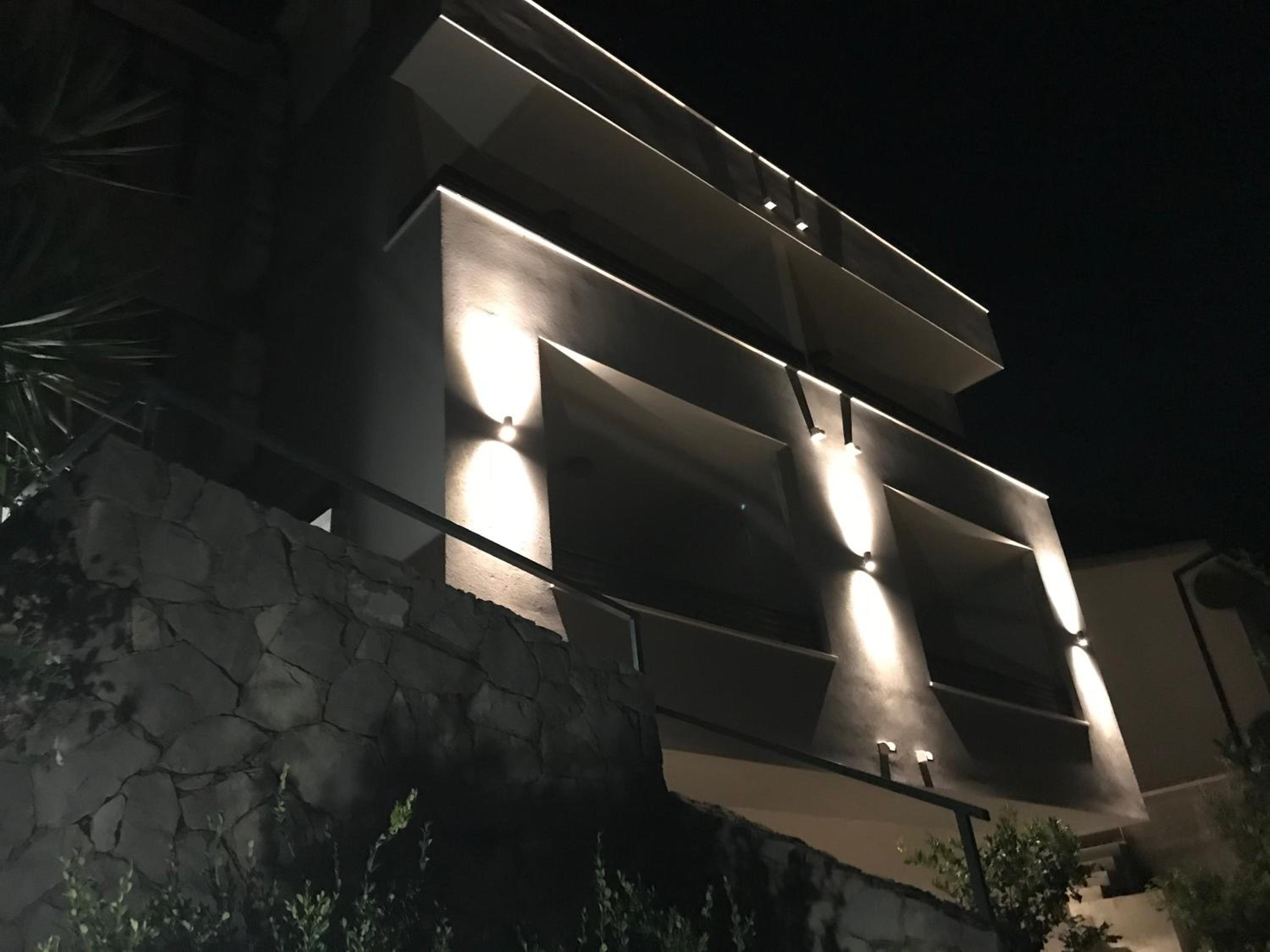 Apartments Tonkita with jacuzzi