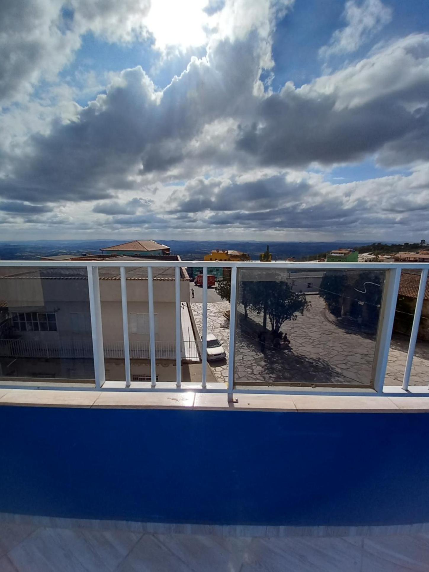 Apartamento avenida 04 com ar condicionado