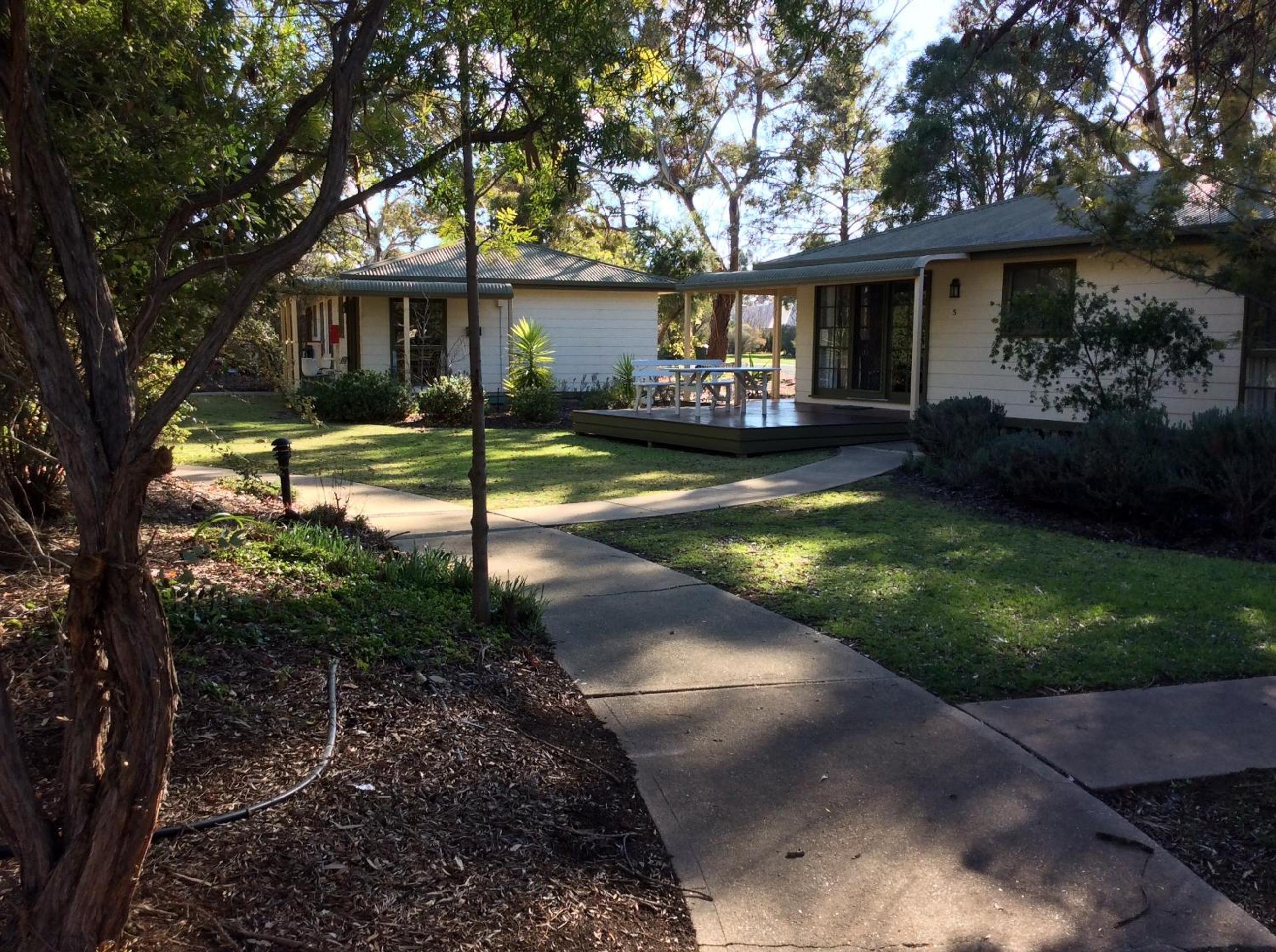 Winbi River Resort Holiday Rentals