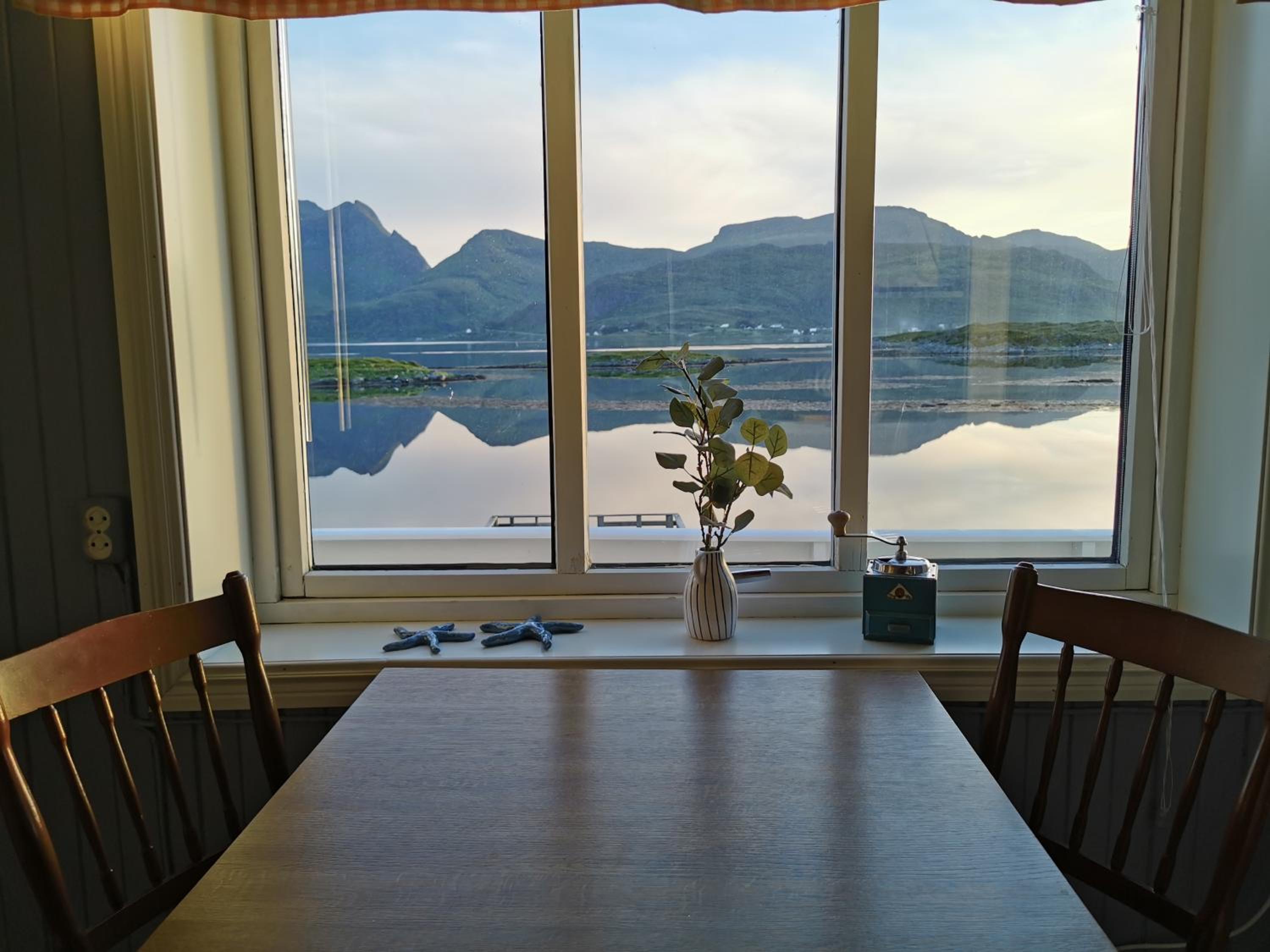 Panoramic seaview house by the sea view 3