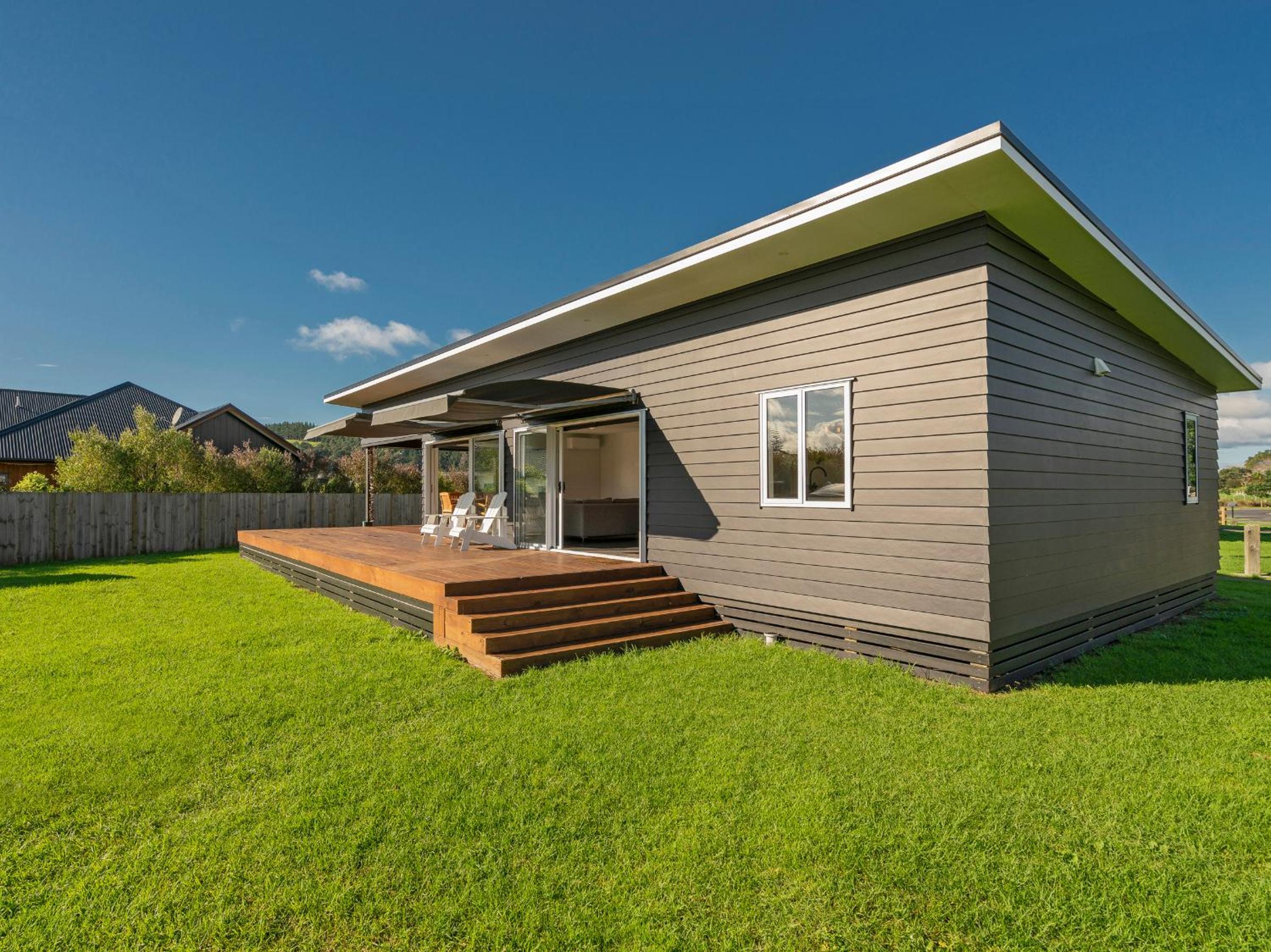 Sundaze Escape - Cooks Beach Holiday Home view 2
