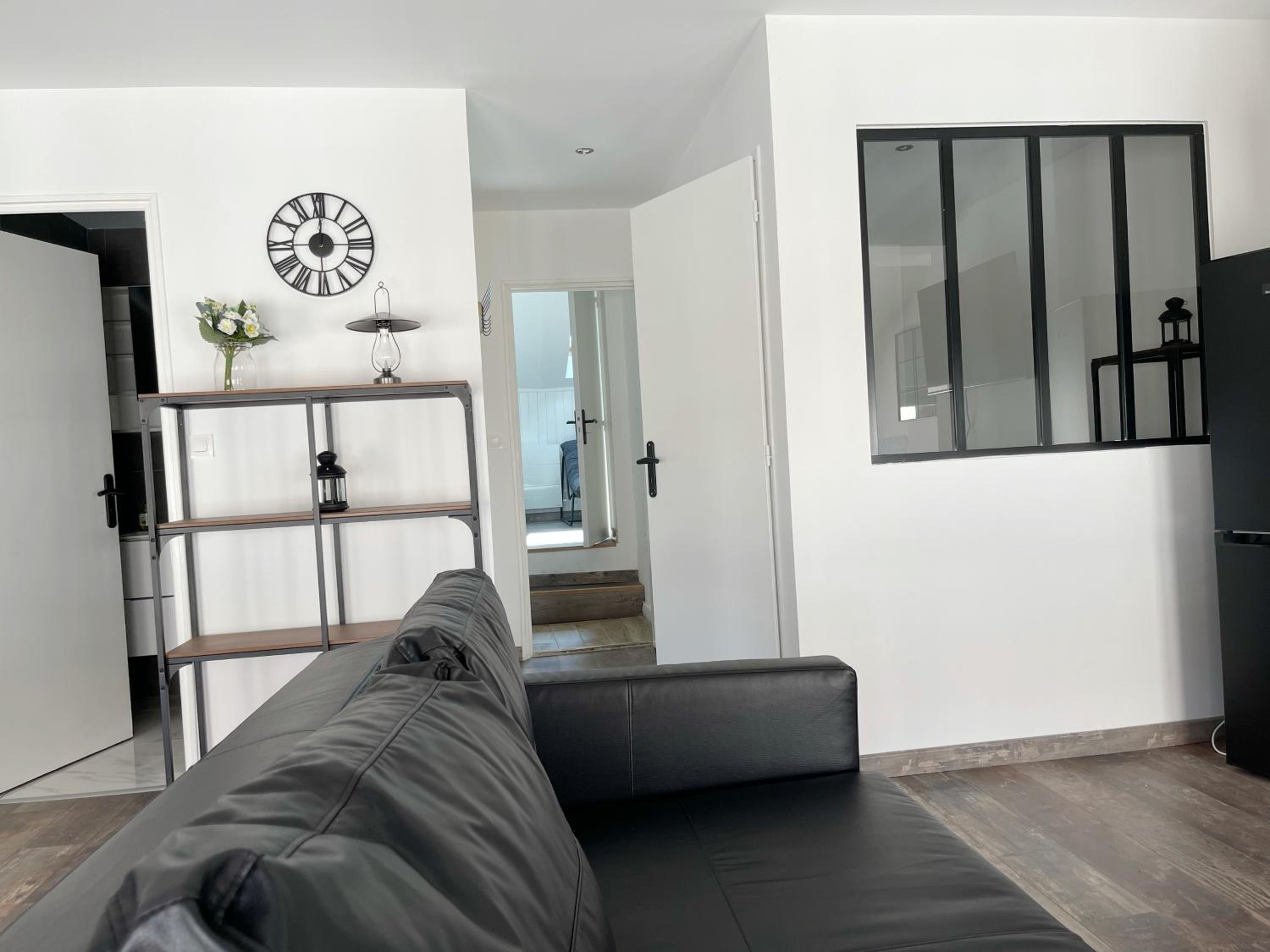 017 CHIC & COSY F2 53m2 HYPERCENTRE WIFI SMART TV NETFLIX