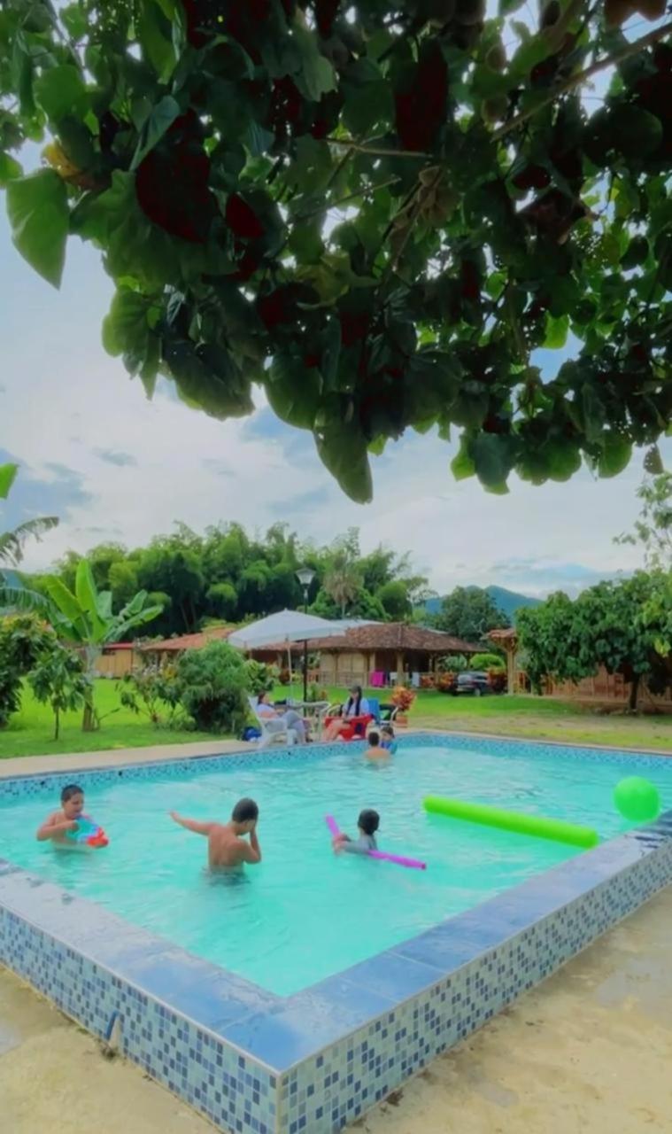 Hotel Campestre Campos Verdes