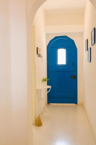 Eleftheria Sea Side Traditional House