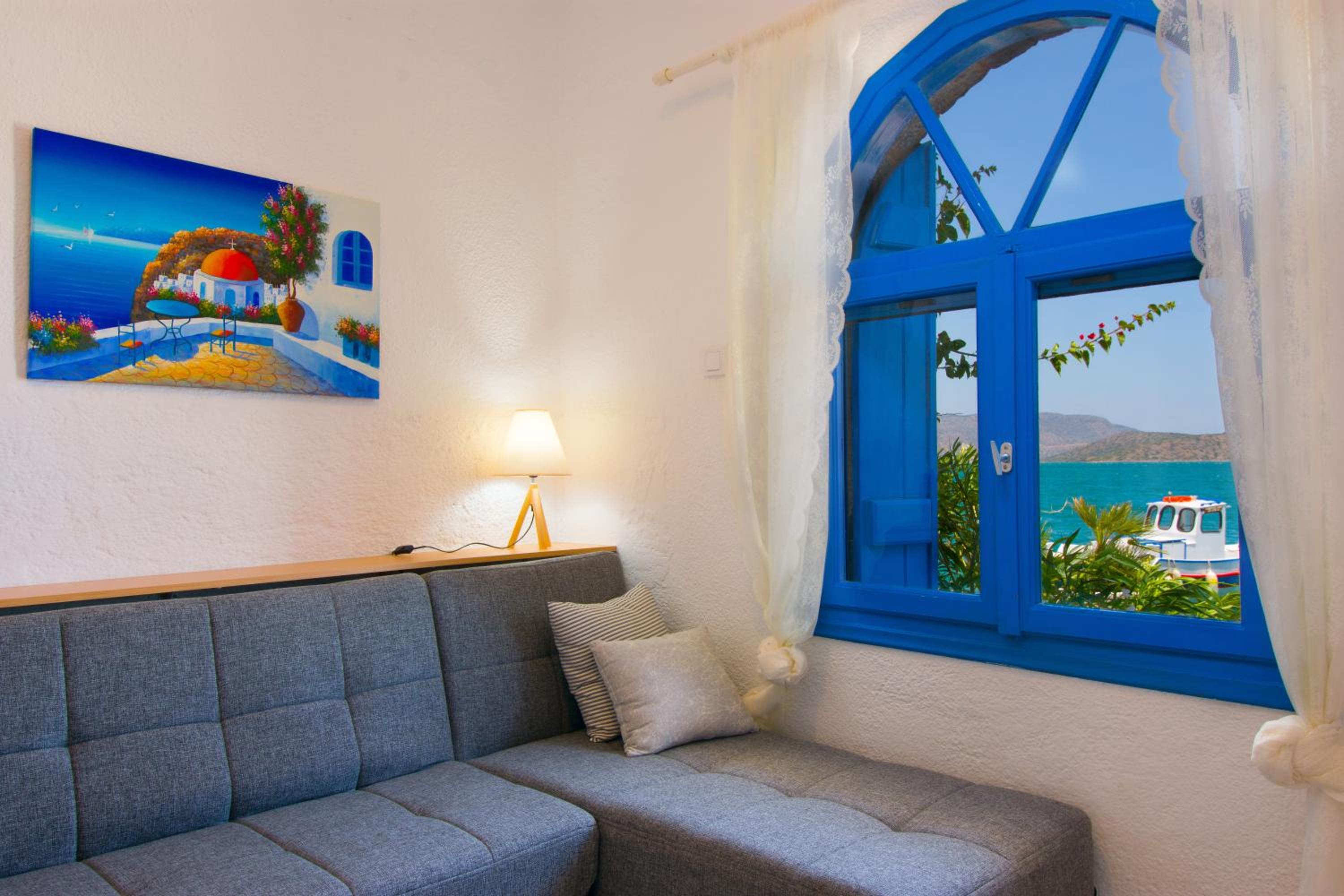 Eleftheria Sea Side Traditional House