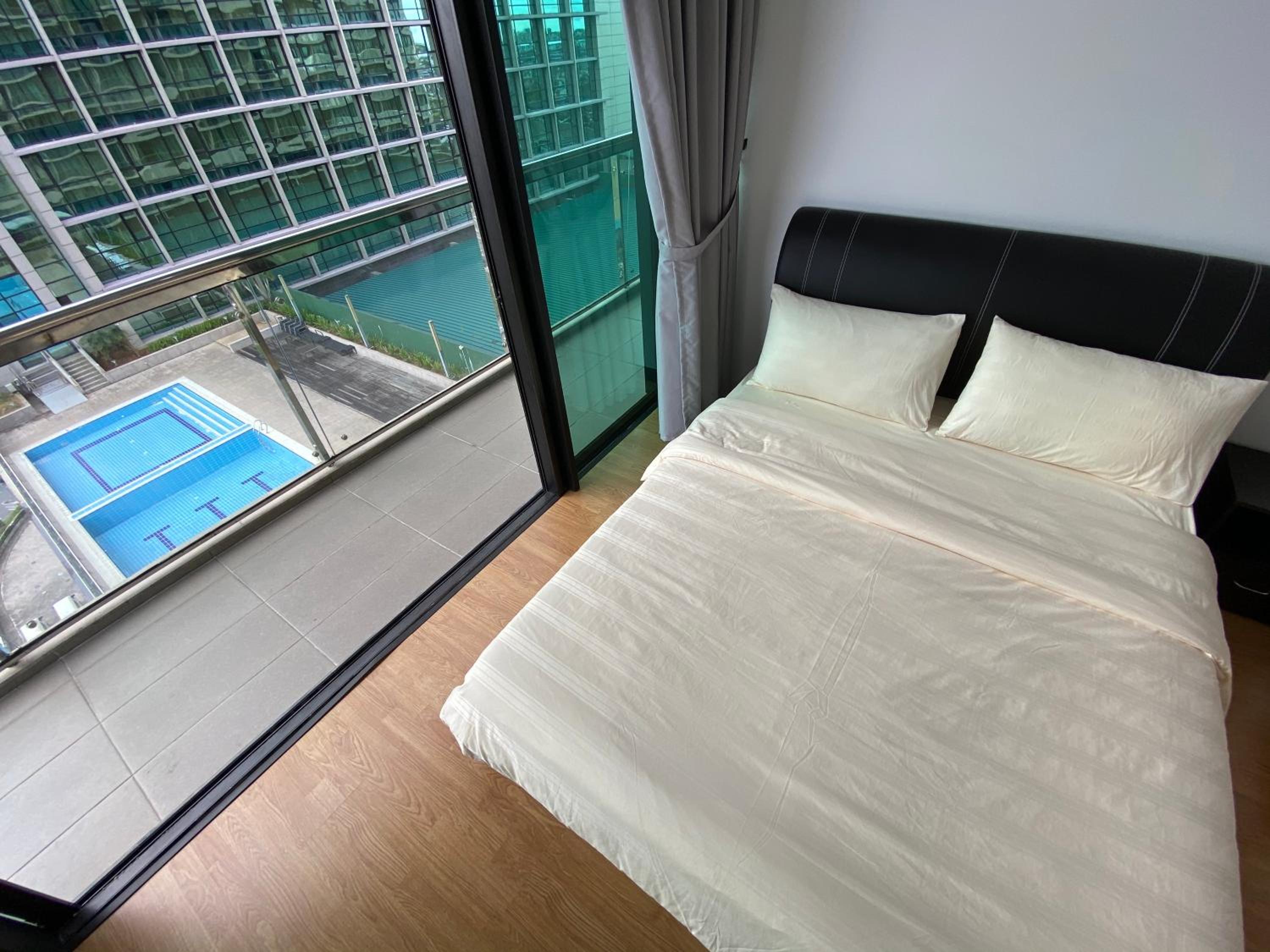 Imperial Suites at Boulevard Mall photo 2