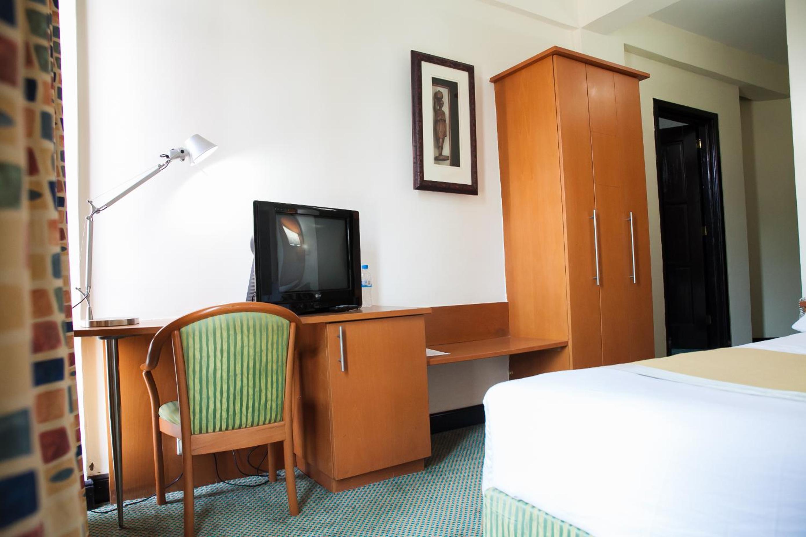 Gorillas City Centre Hotel
