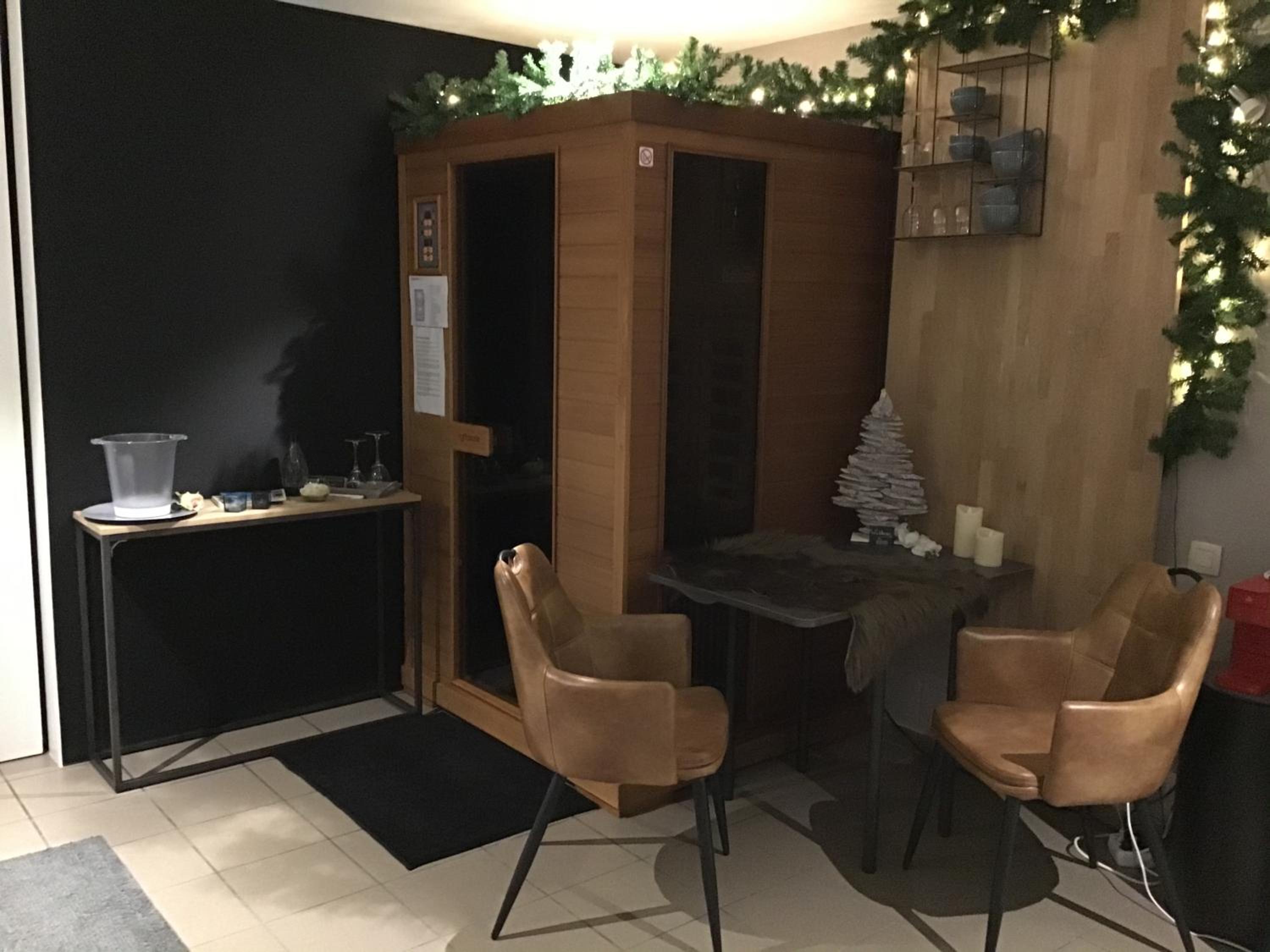 Studio Gardenroom Guesthouse De Steenberg met wellness & tuinzicht