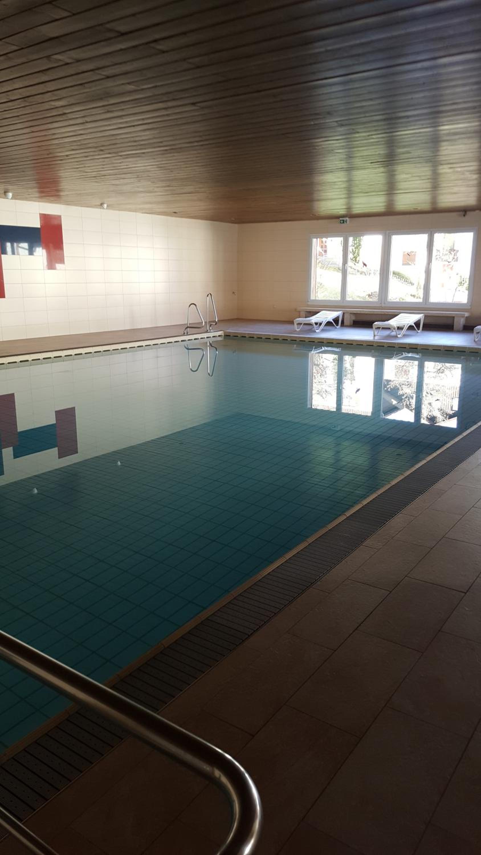 Fewo FRIADO im Ferienpark OA - ohne Zusatzkosten nach Anreise - mit Hallenbad, W-Lan, PKW-Garage, Kurtaxe mit Allgäu-Walser-Pass, Bett- und Handtuch-Wäsche