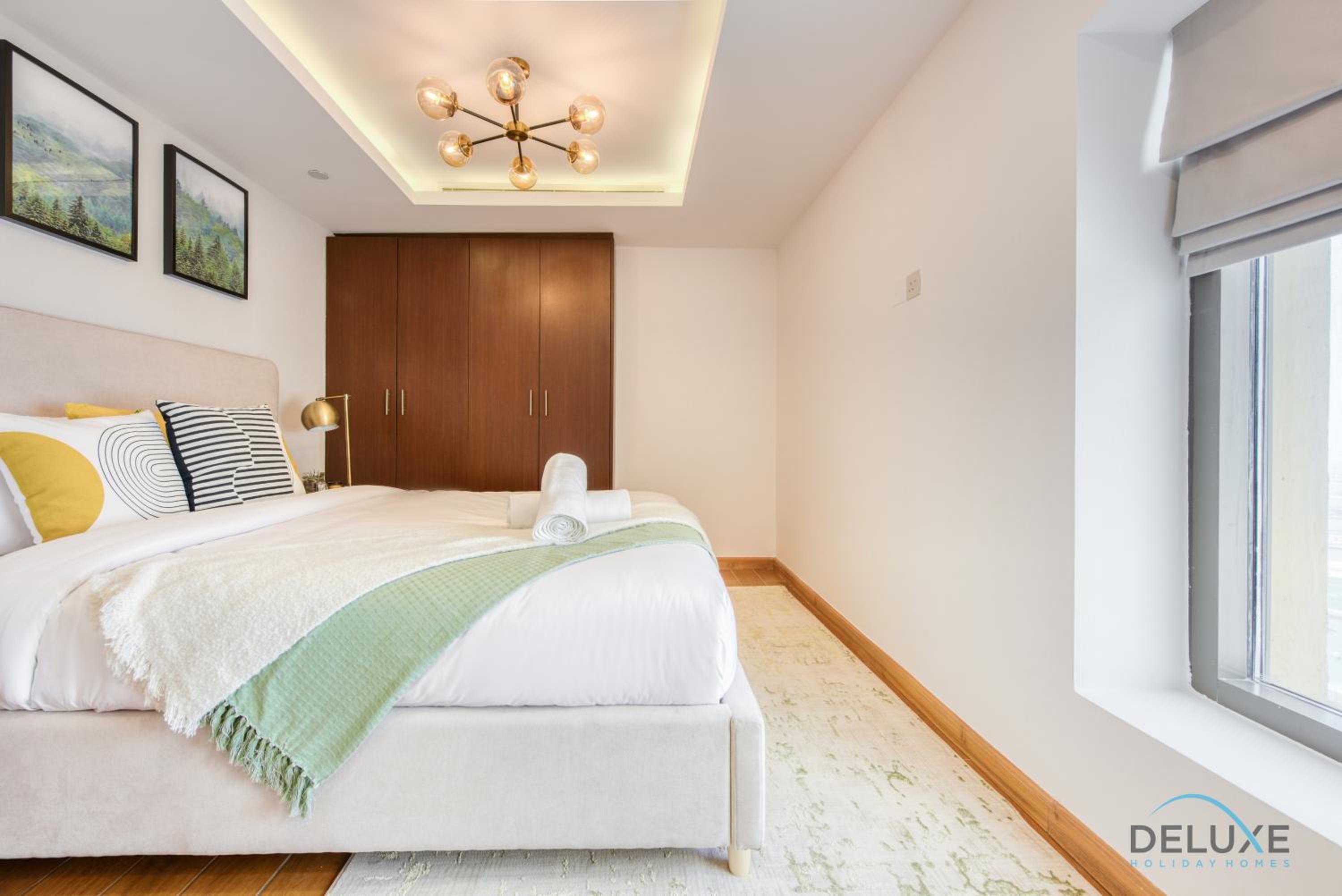 Outstanding 3BR at Sadaf 7 JBR by Deluxe Holiday Homes