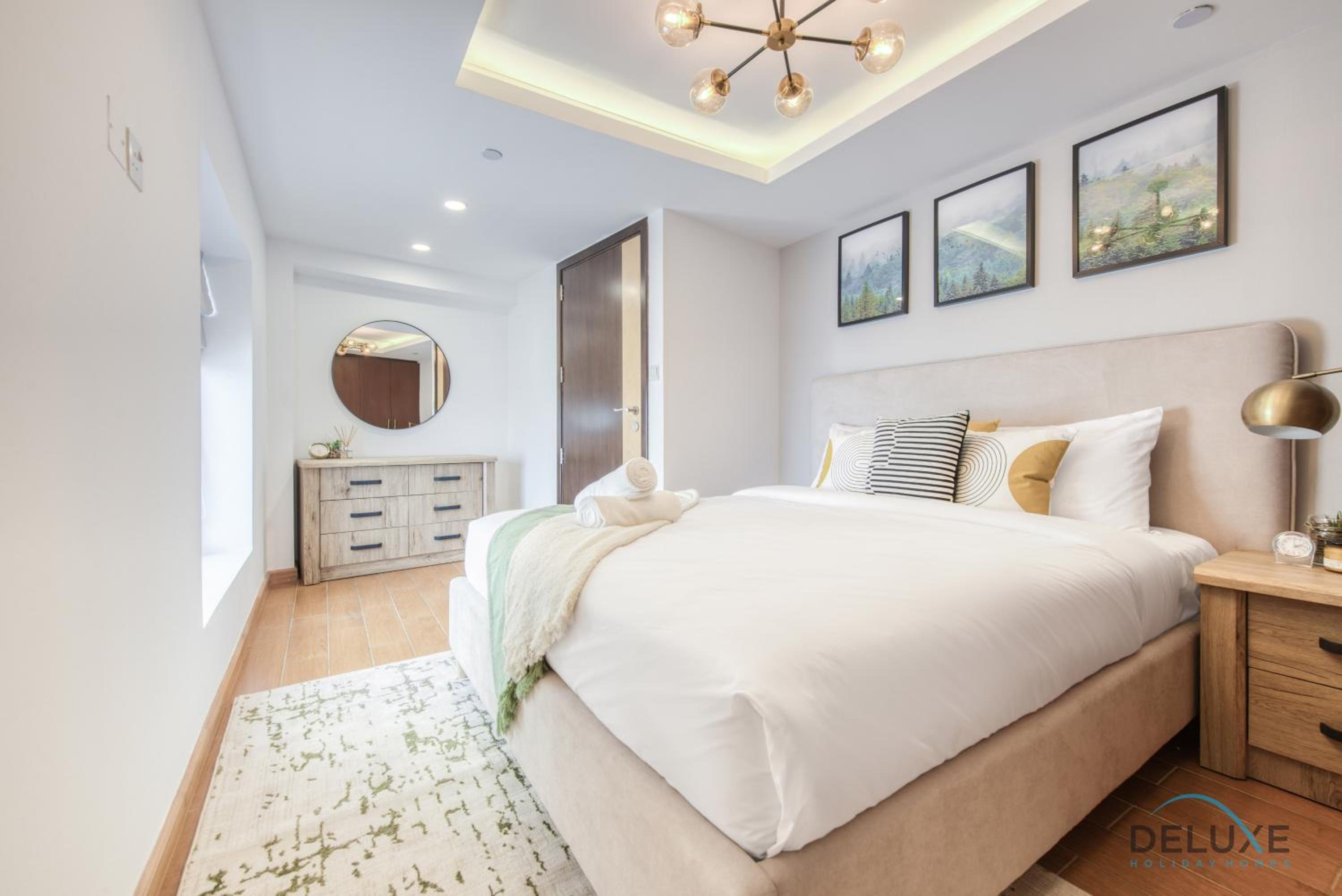 Outstanding 3BR at Sadaf 7 JBR by Deluxe Holiday Homes