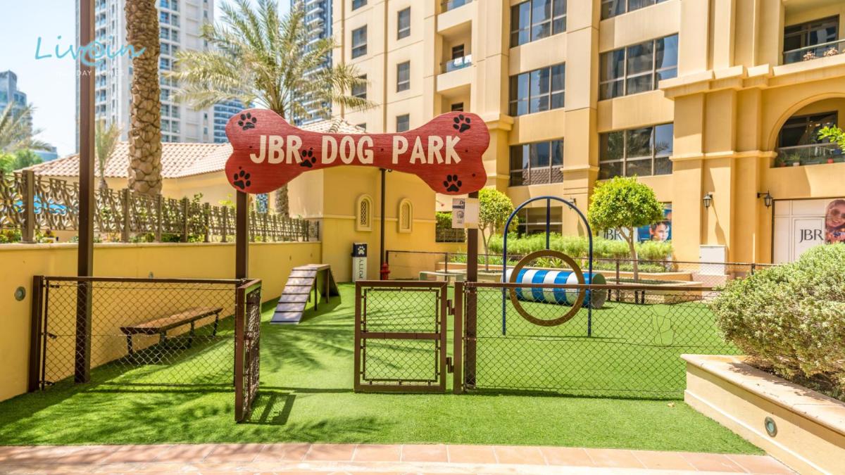 LiveIn Holiday Homes - JBR