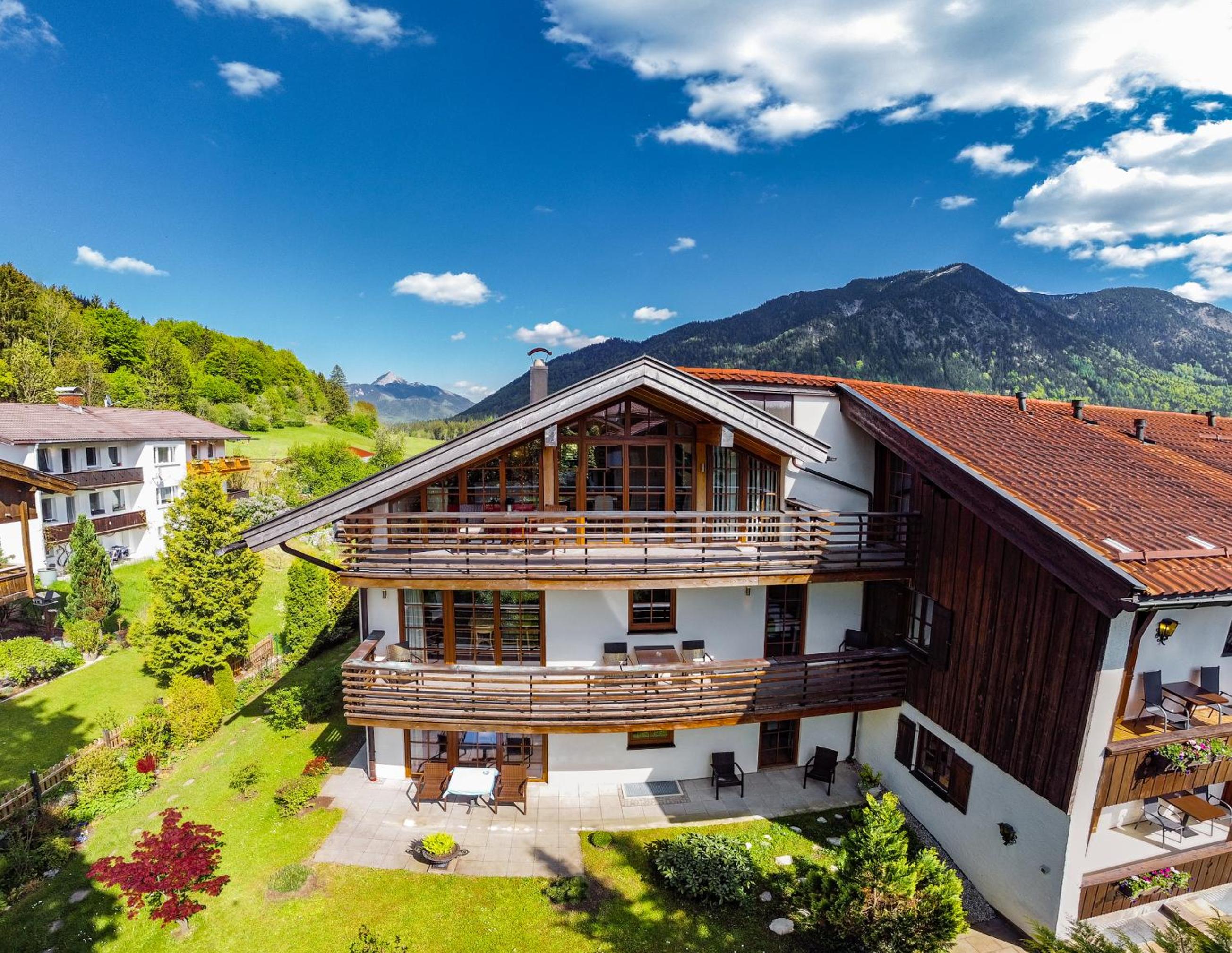 Hubertus Apartments
