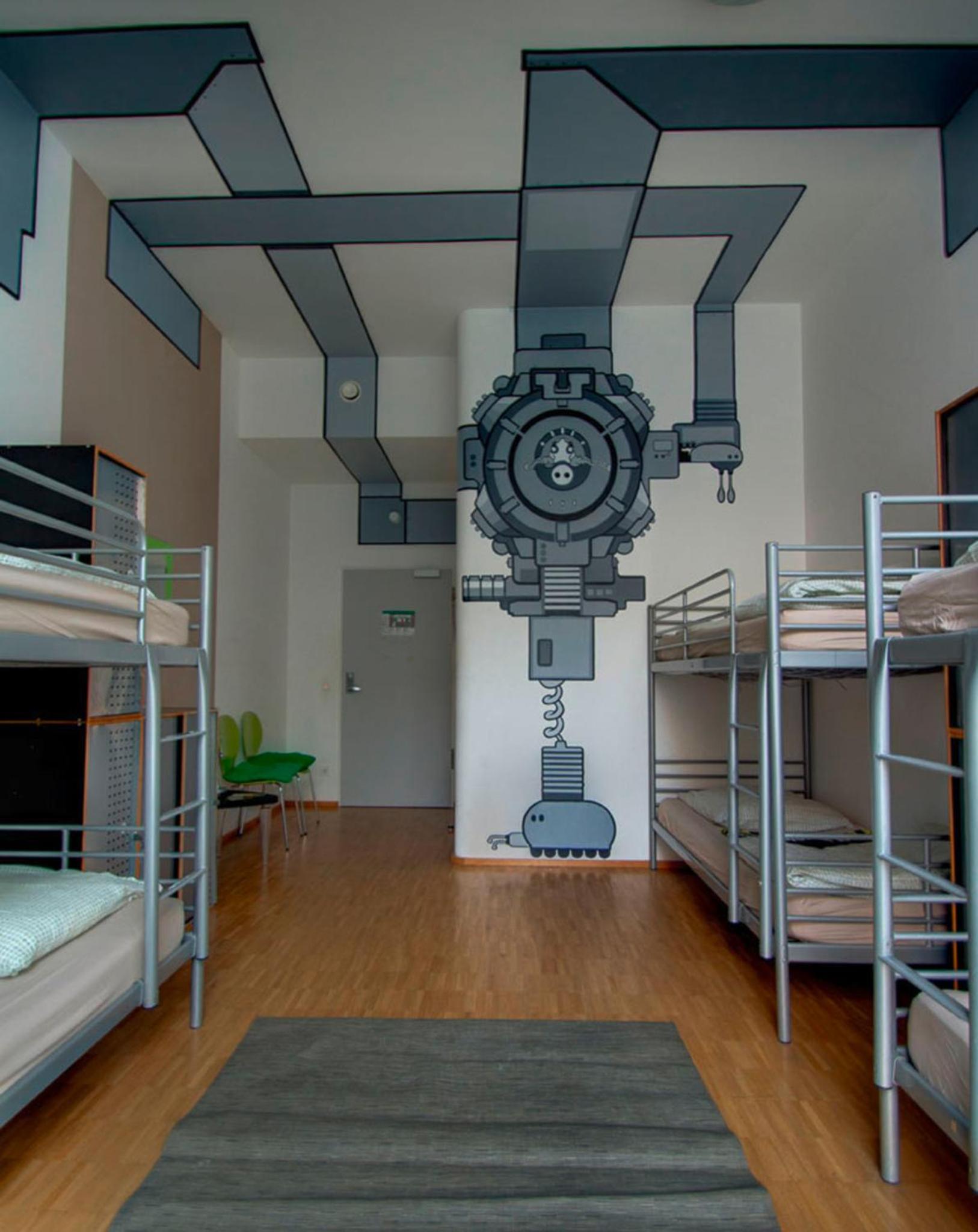 Heart of Gold Hostel & Capsules Berlin