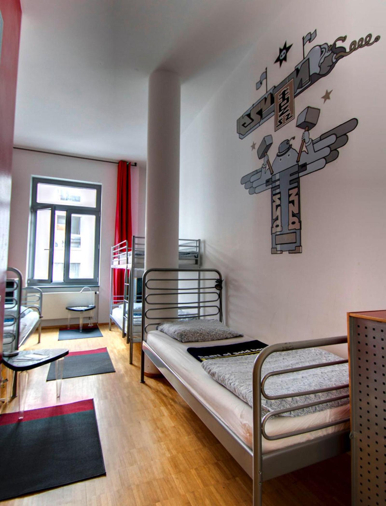 Heart of Gold Hostel & Capsules Berlin