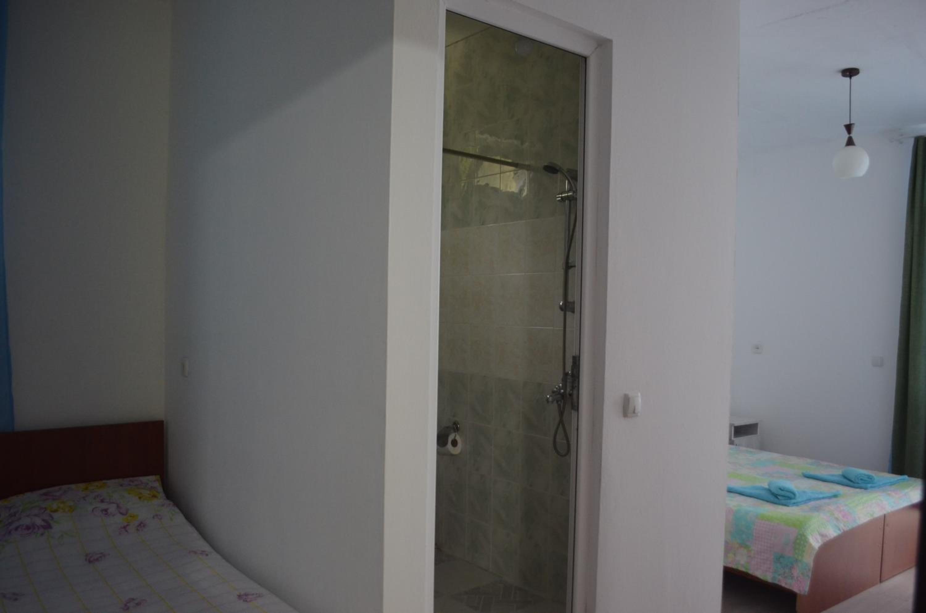 Photo 44