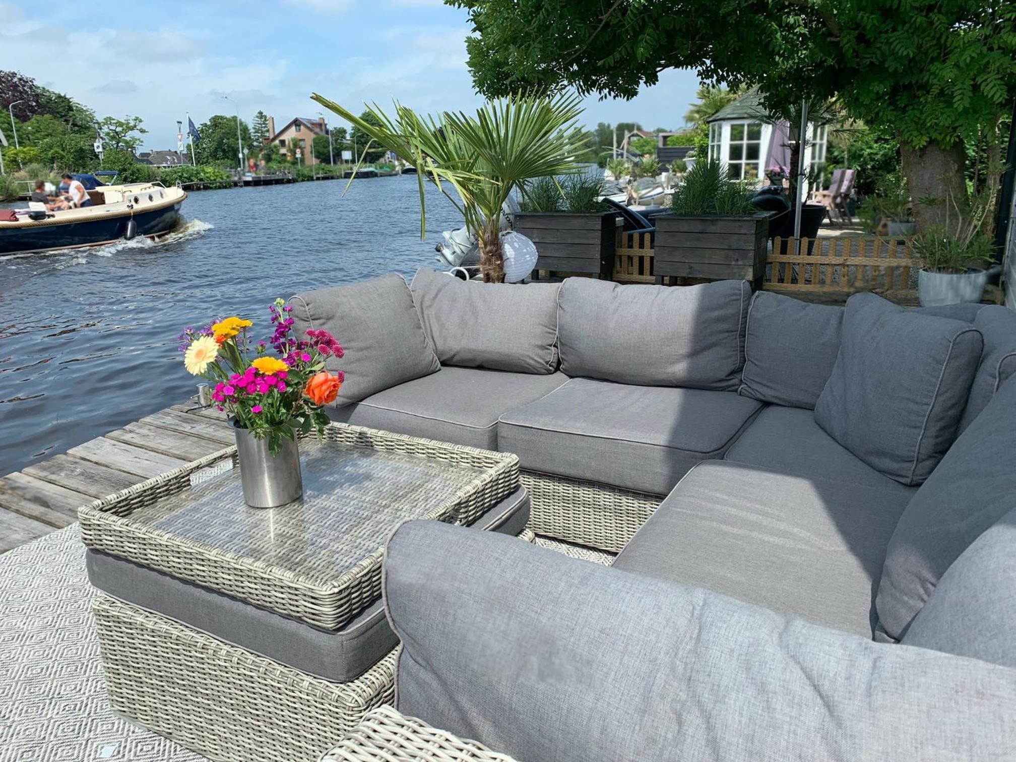 Holiday home at the water, fire place, boat and SUP rent, near Amsterdam view 3