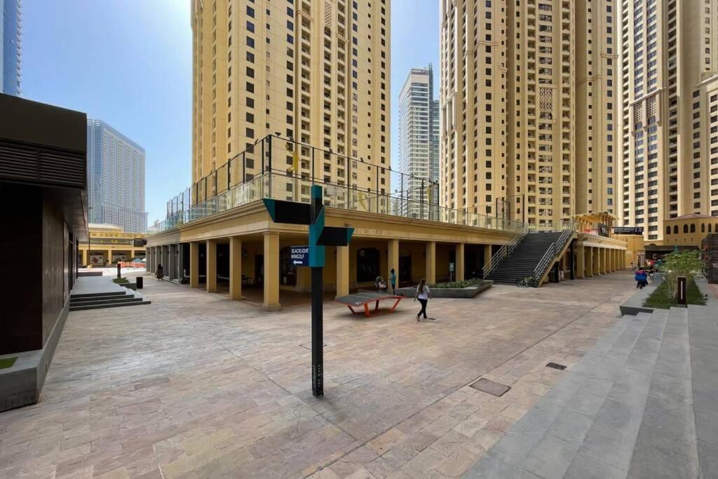 The Smart Concierge - Bahar 6