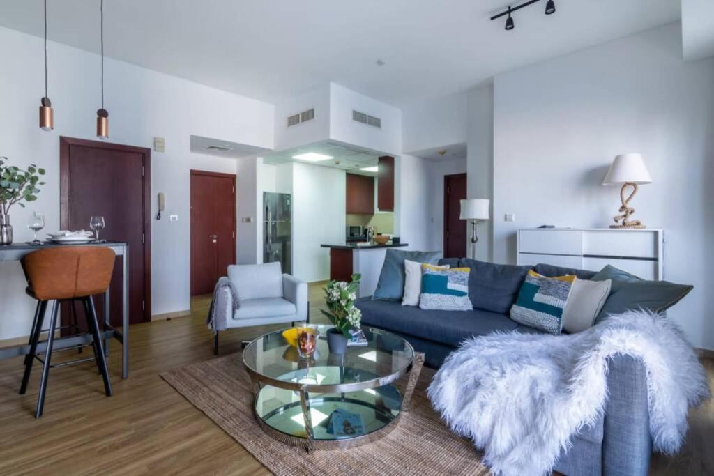 The Smart Concierge - Bahar 6