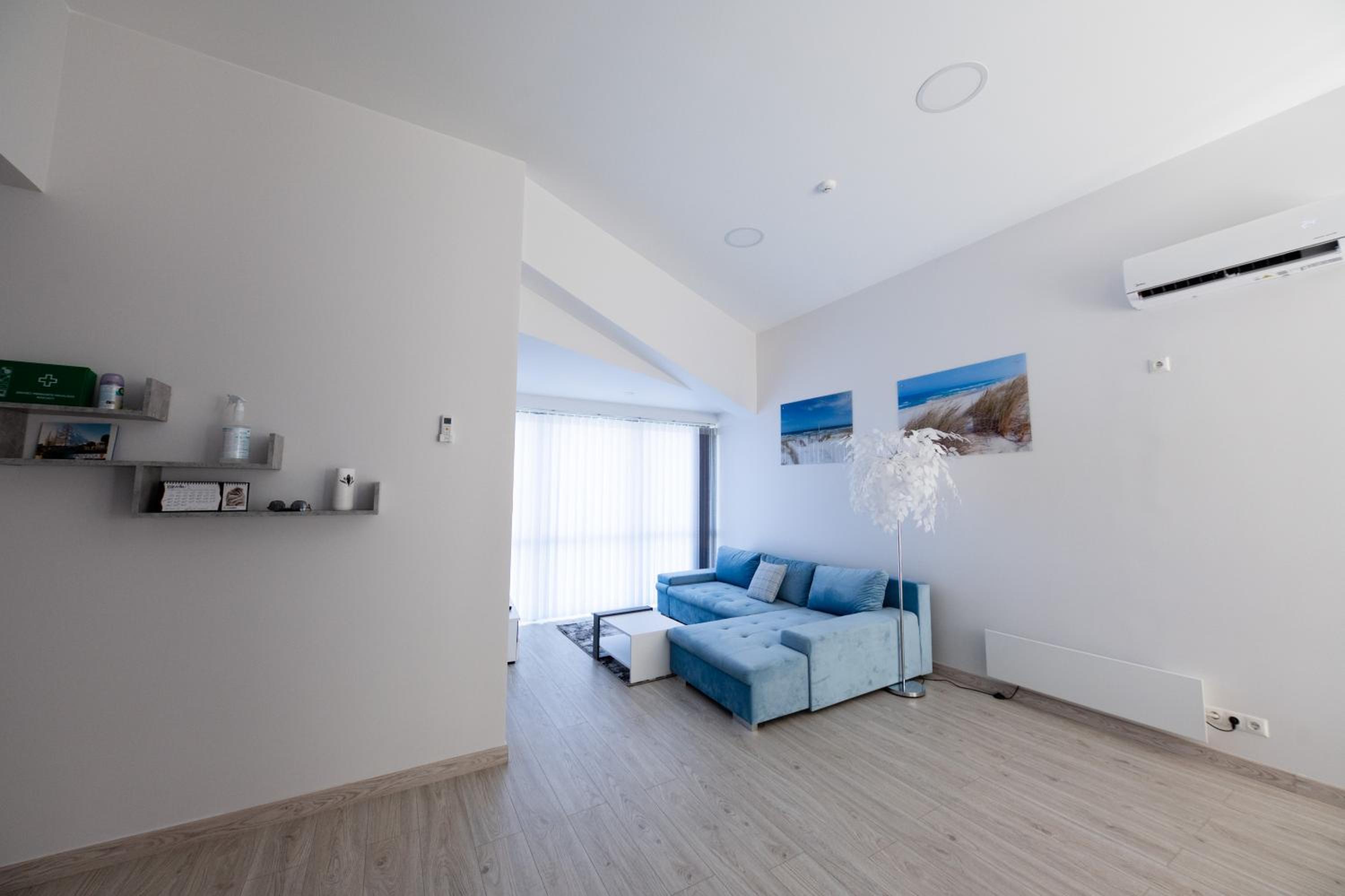Apartamentai su vaizdu į jūrą view 4