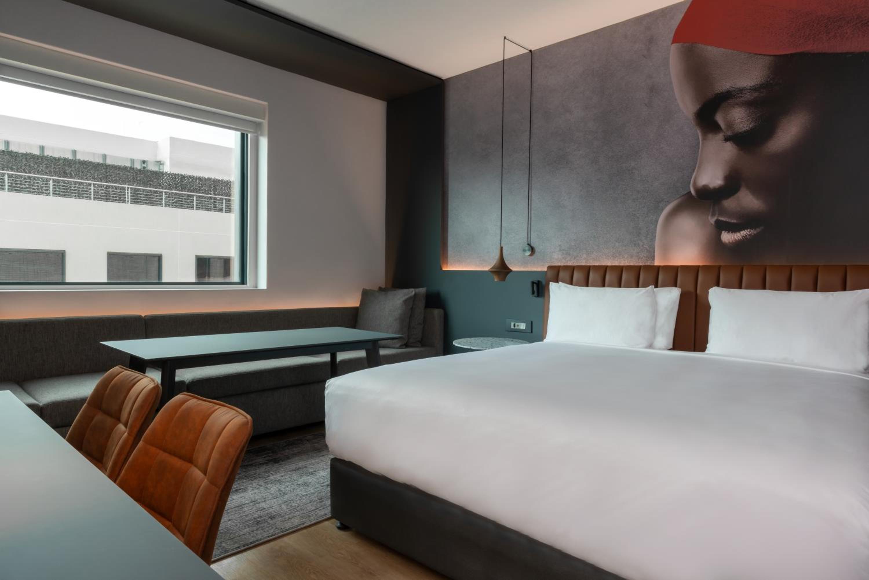 Johannesburg Vacations - Radisson RED Hotel Johannesburg Rosebank - Property Image 104