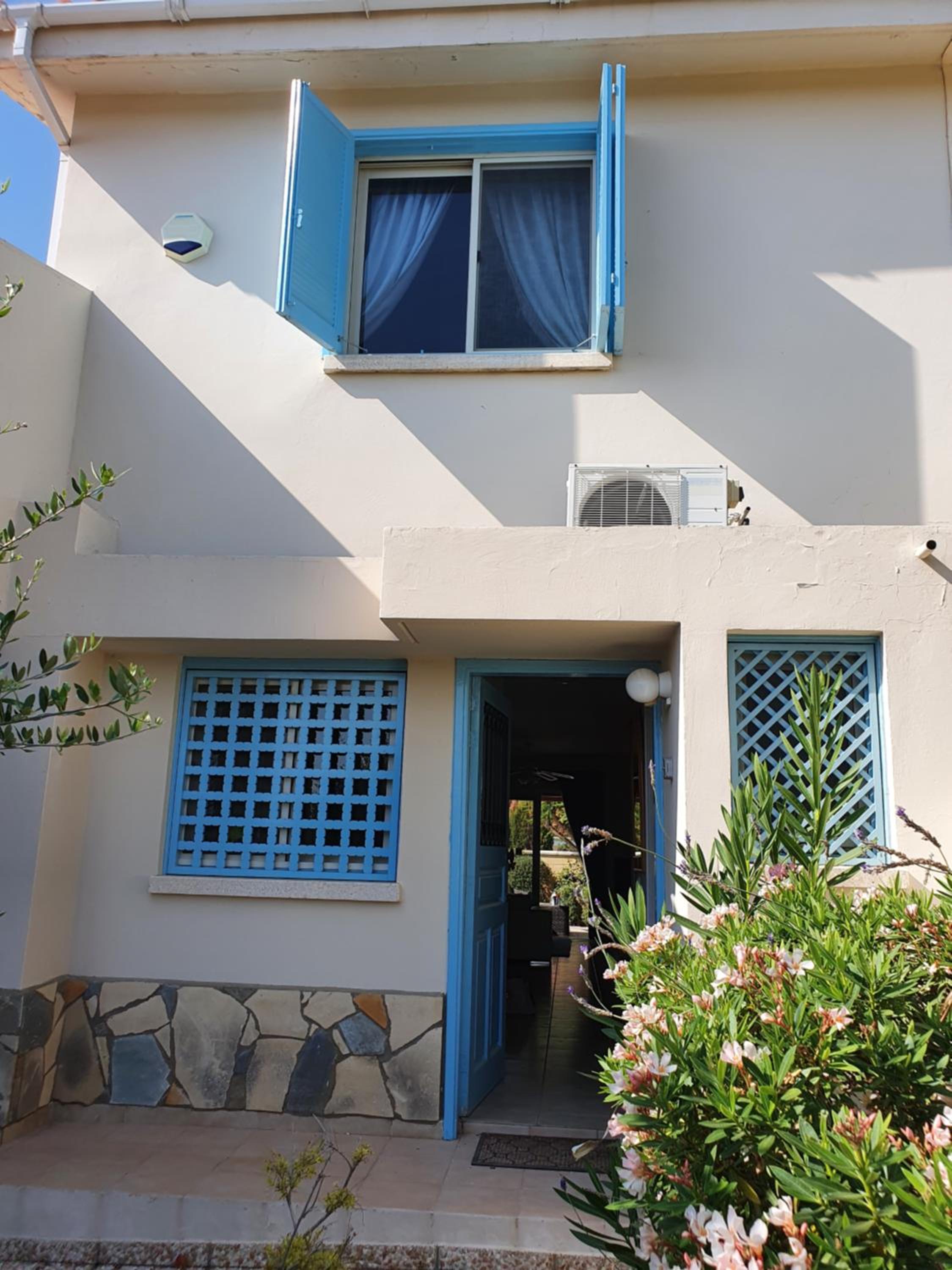 Hotel Melanta Villa - Image 1