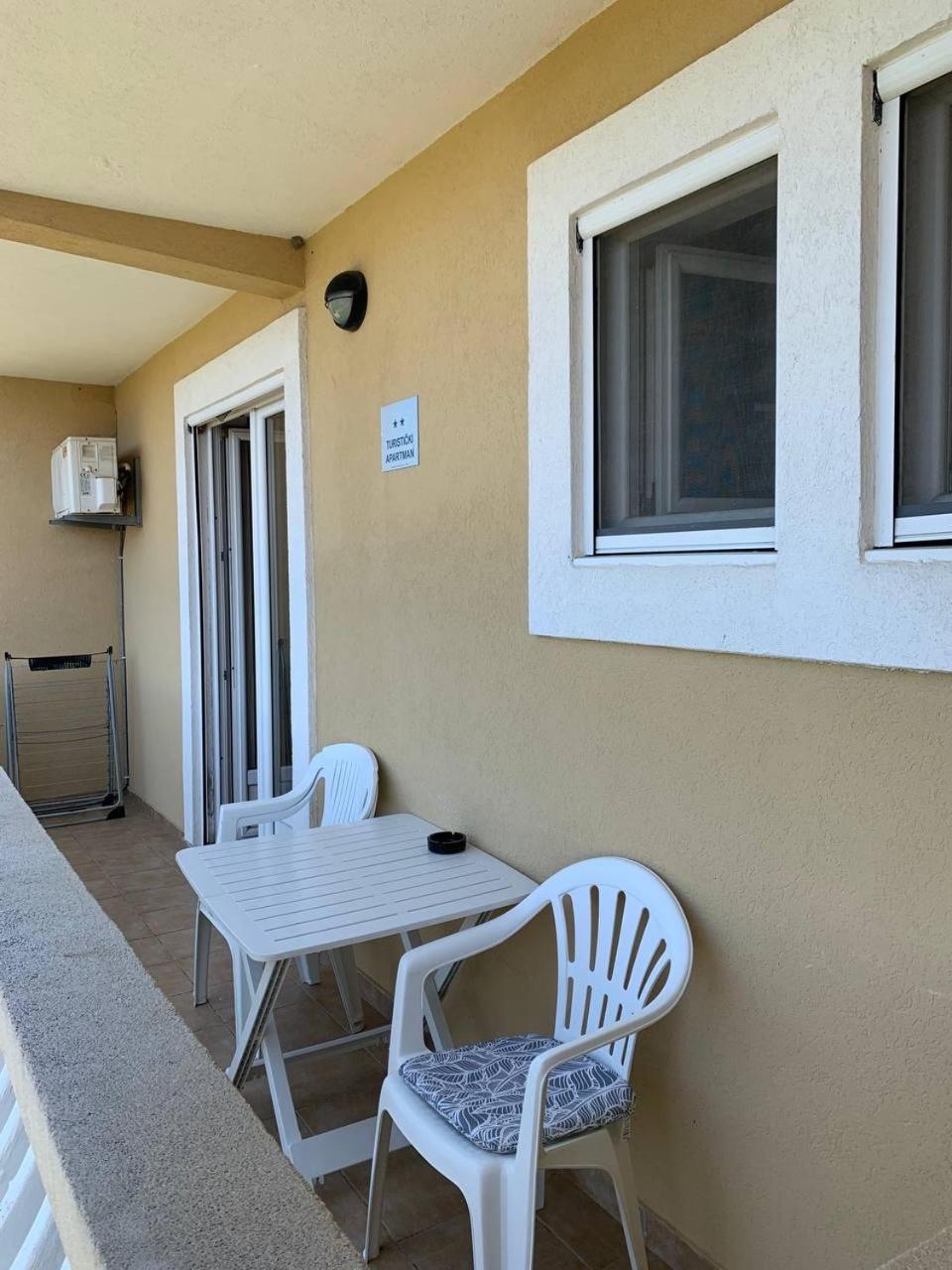 Studio apartmani DENNUS view 3