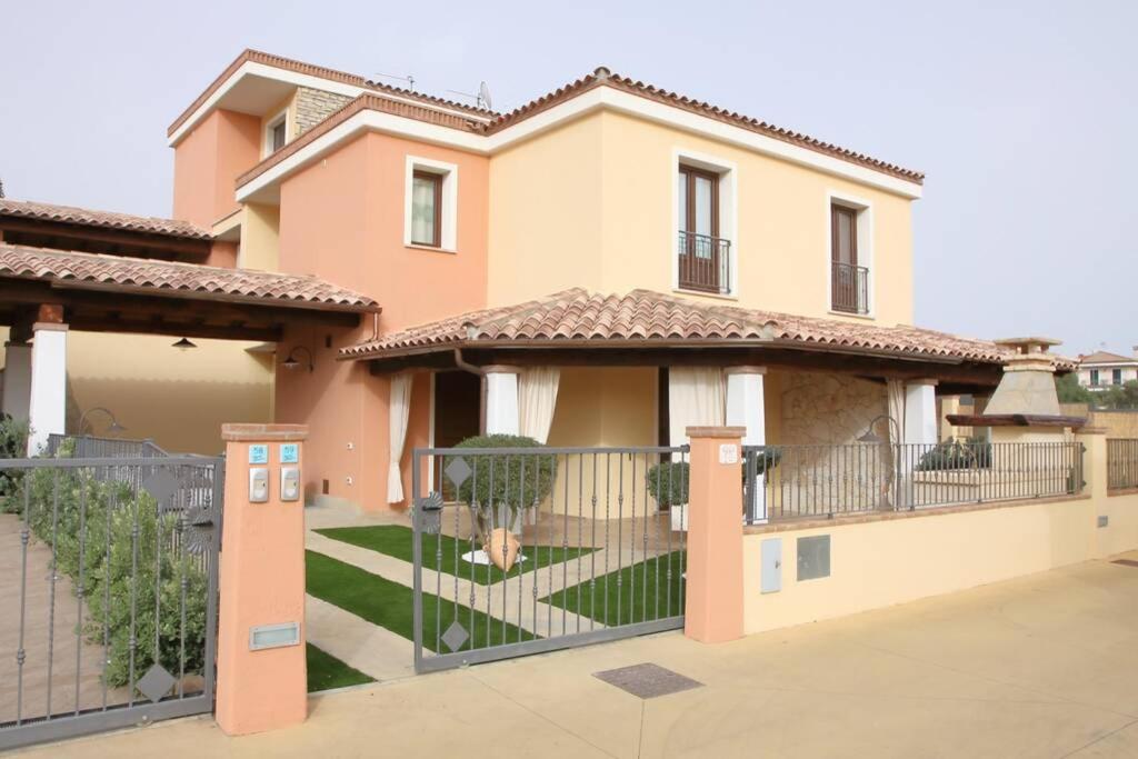 Hotel Villa Elisa residenza Agorà Villasimius - Image 1