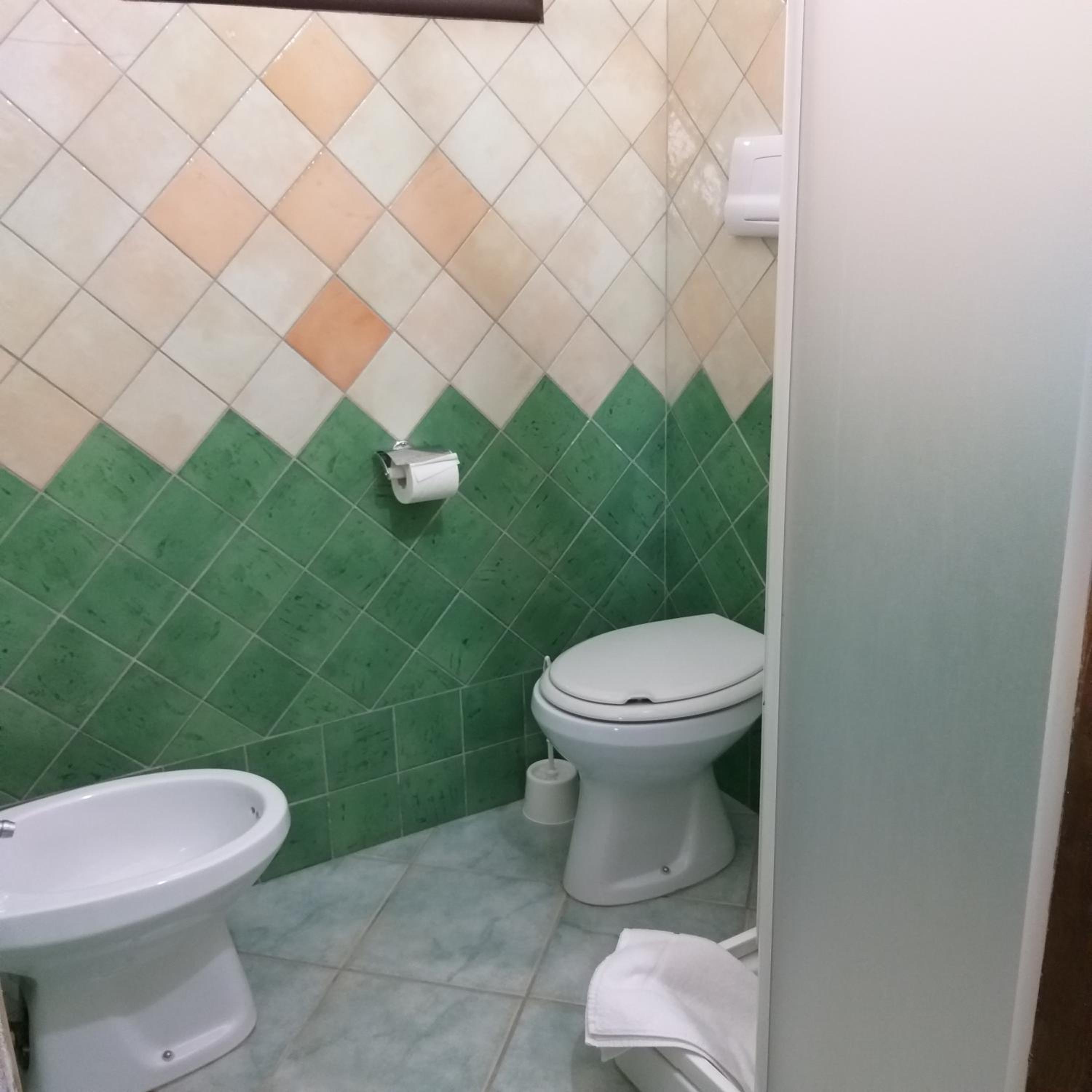 Photo 28