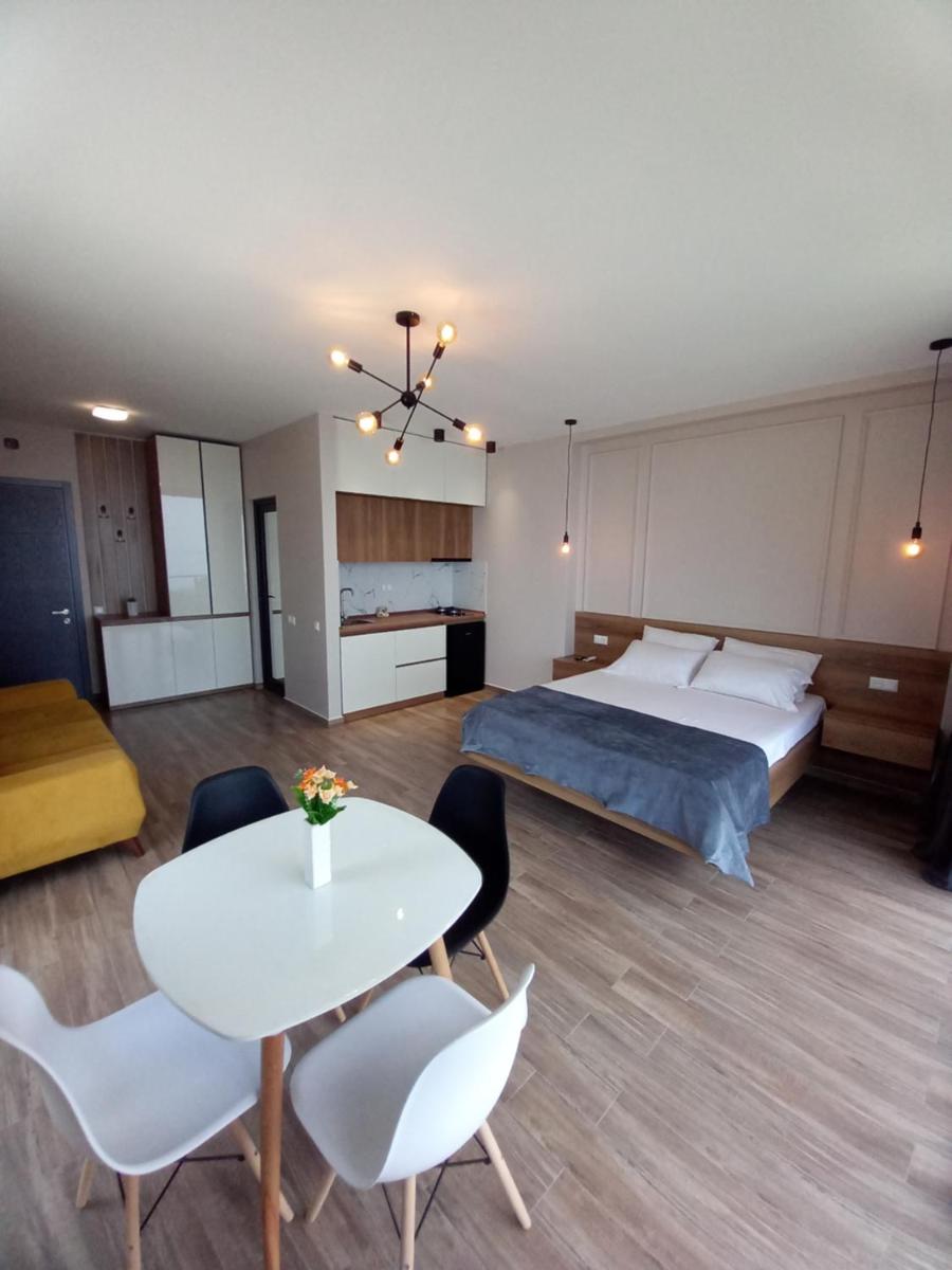 Villa Deluxe Kvariati