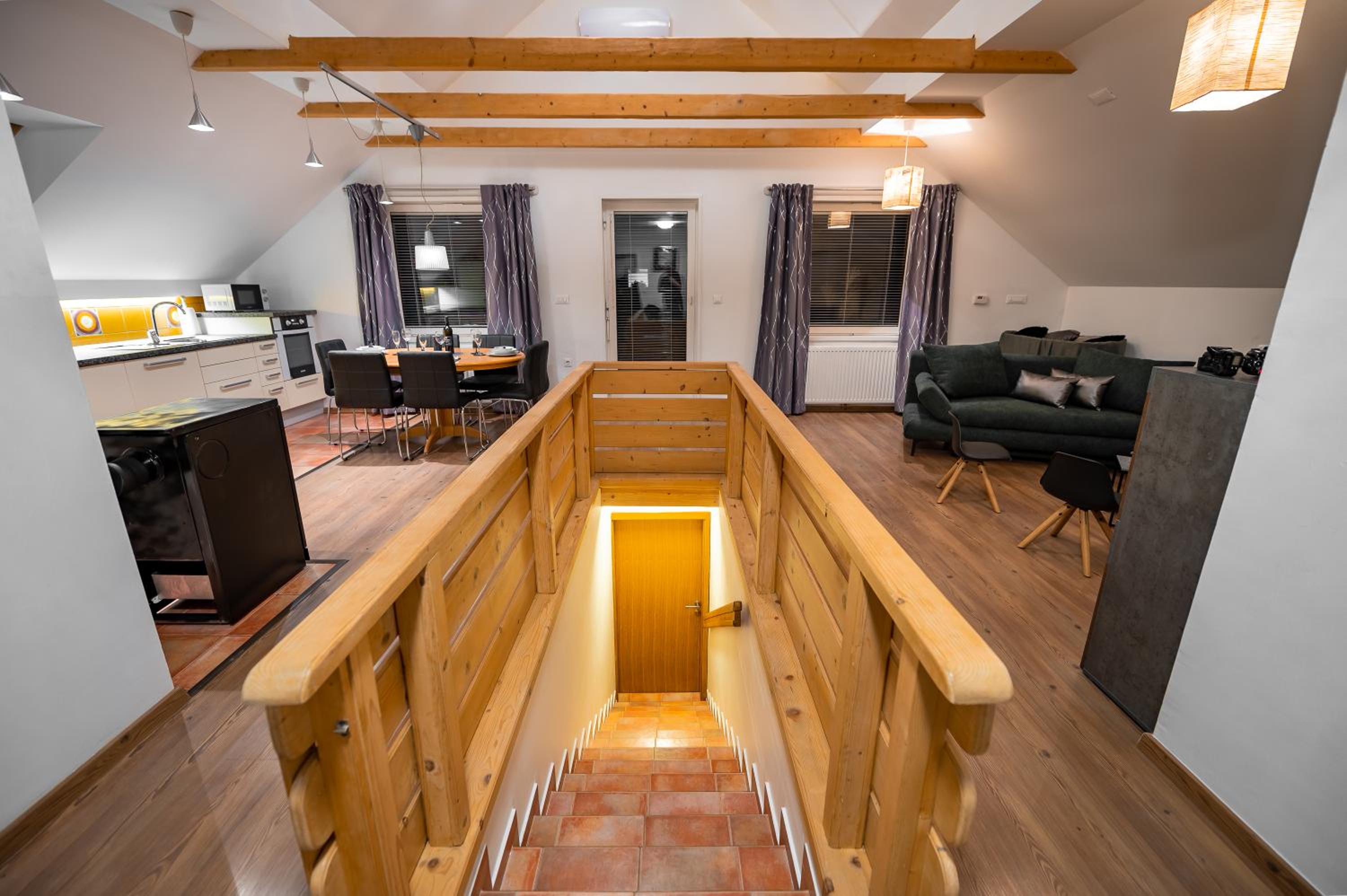 APARTMA VESTER - Large 3-Bedroom Near Bled