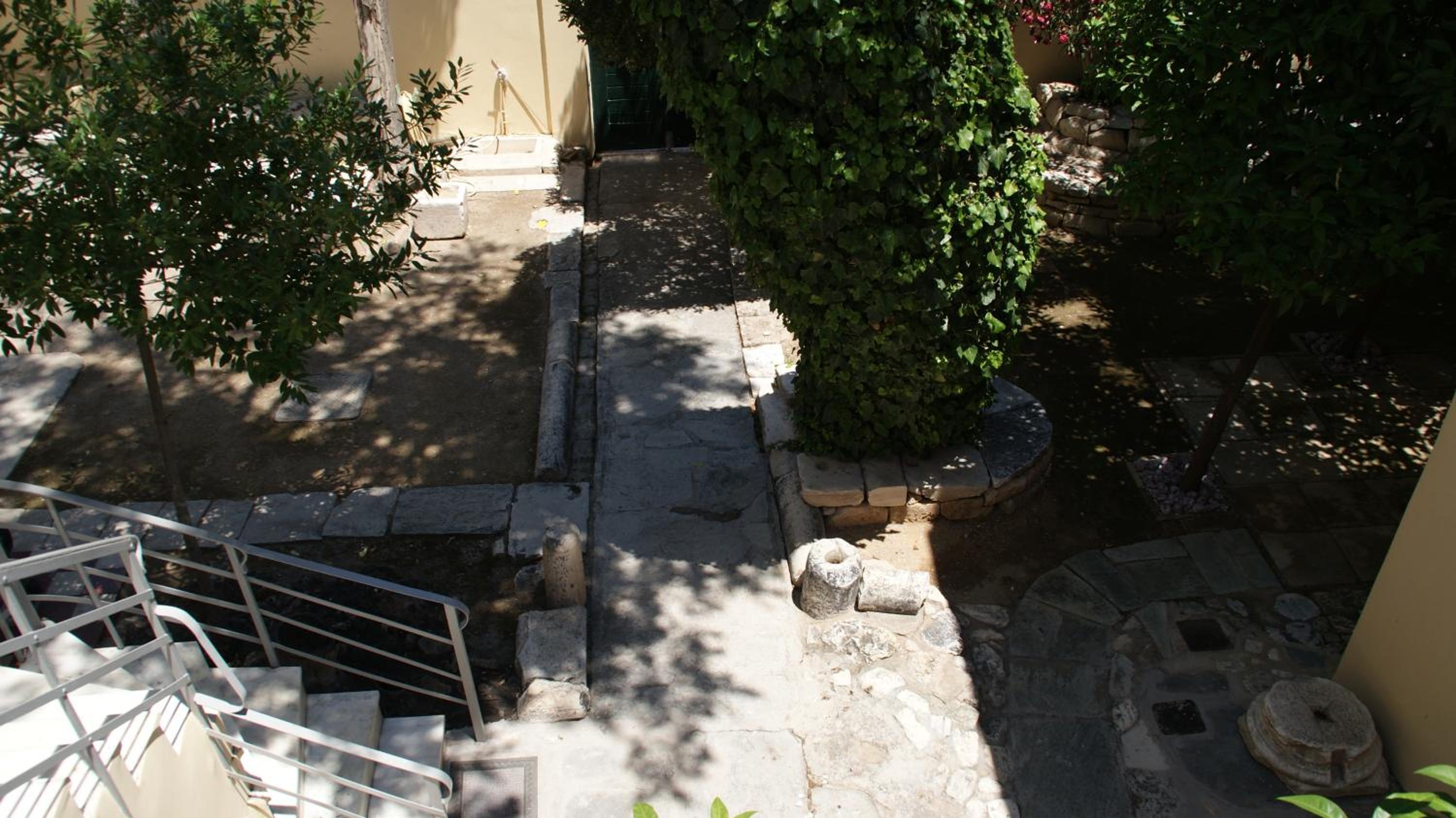 A Painter's House in Plaka